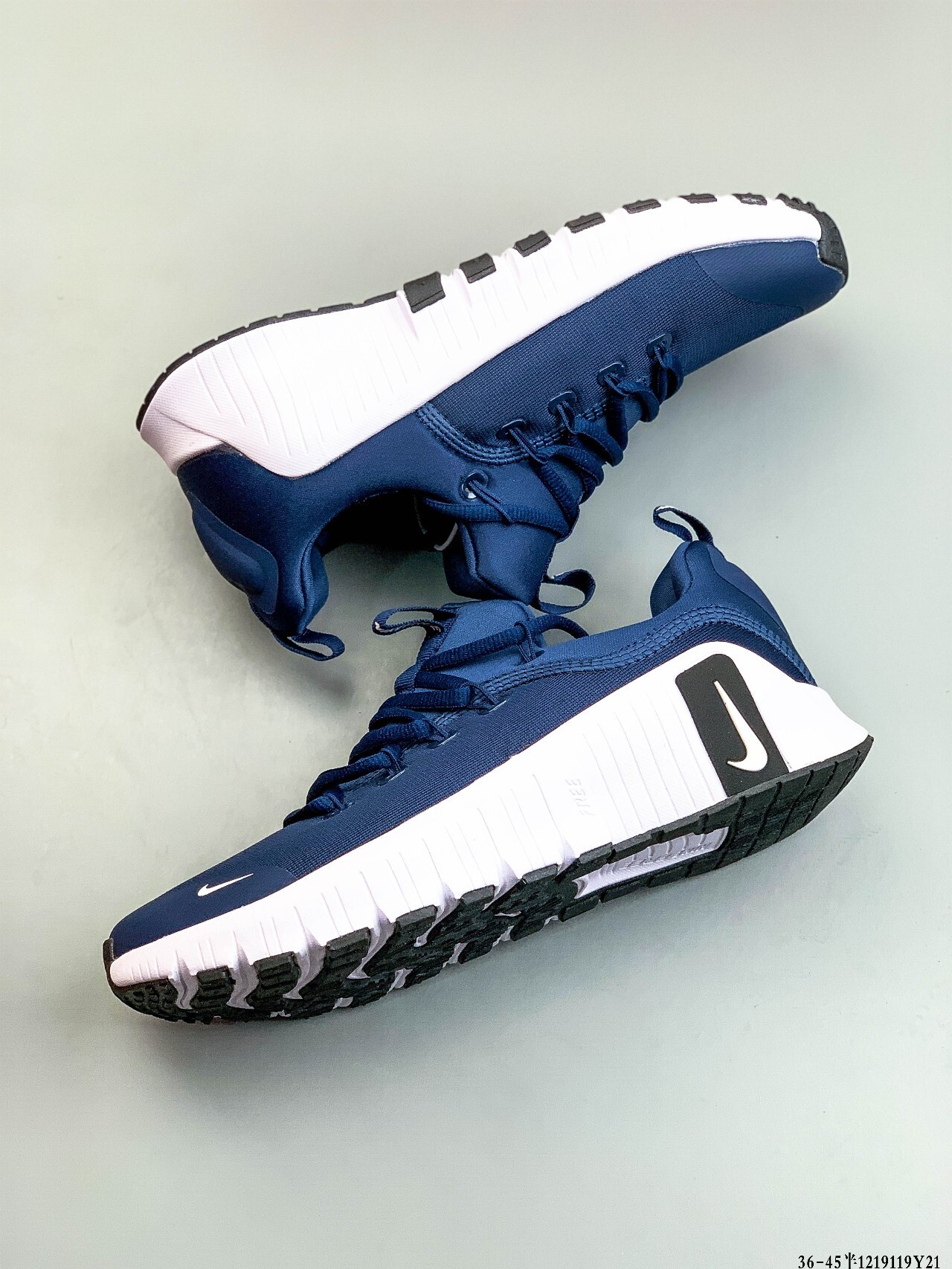 49$ Nike Free Metcon 6 size 36-45 half 326110 QE242 gallery