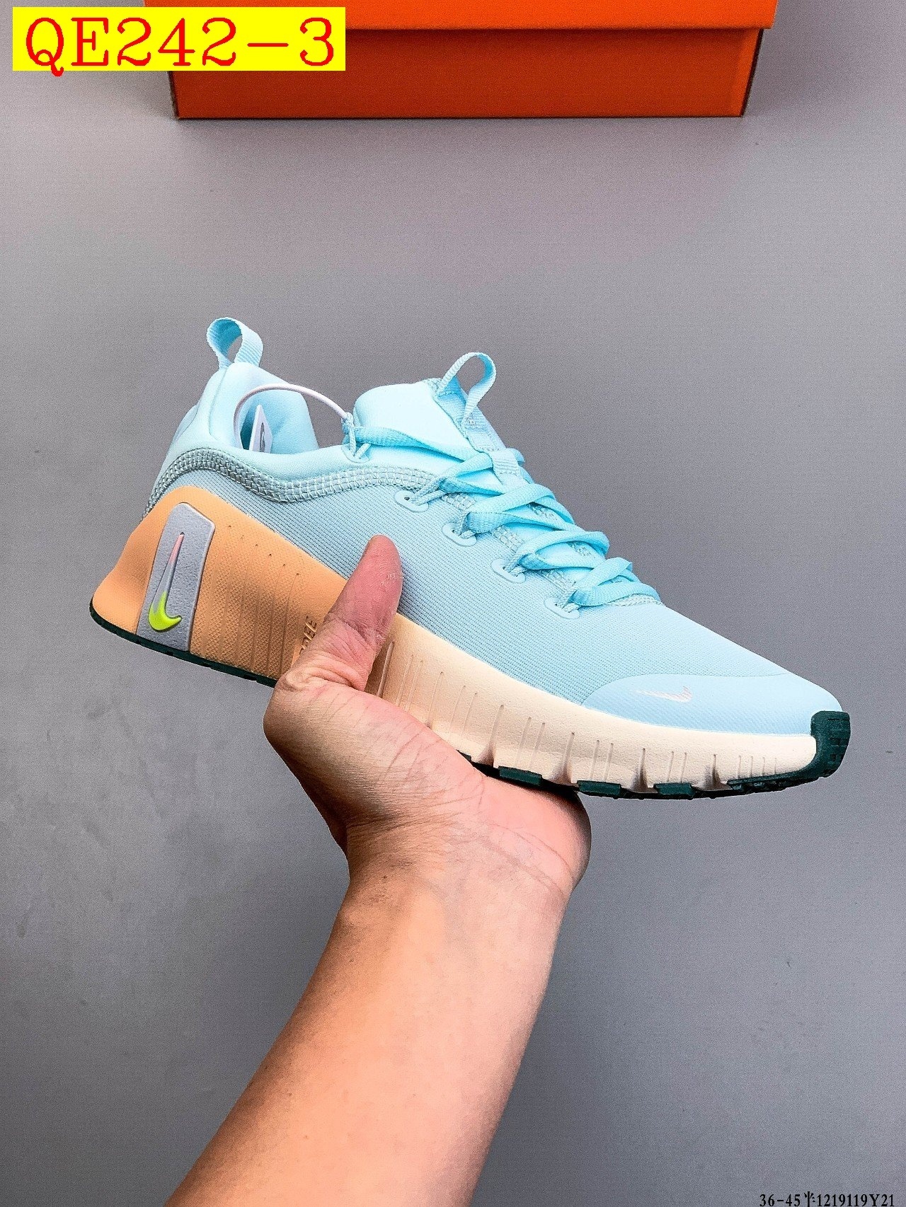 49$ Nike Free Metcon 6 size 36-45 half 326110 QE242 gallery