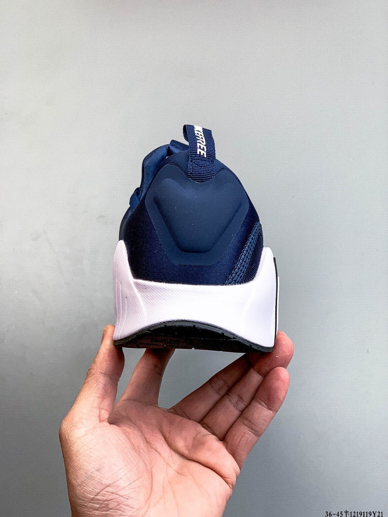 49$ Nike Free Metcon 6 size 36-45 half 326110 QE242 gallery