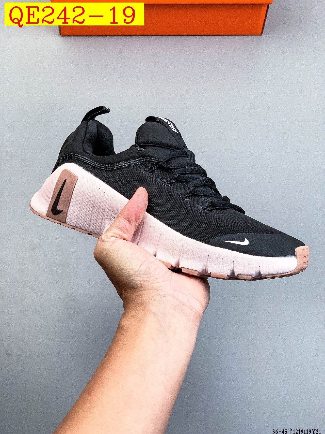49$ Nike Free Metcon 6 size 36-45 half 326110 QE242 gallery
