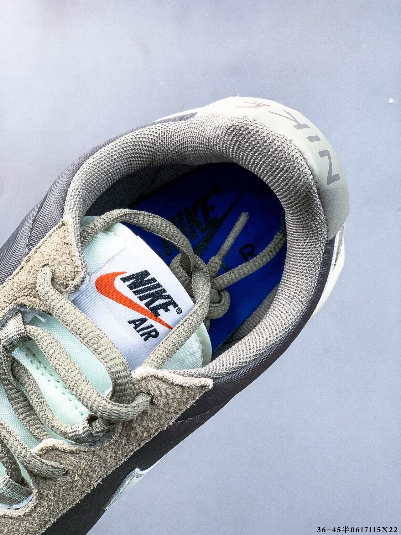 49$ Top Quality Nike Air Max Waffle SP size 36-45 half 721280 QT328 gallery