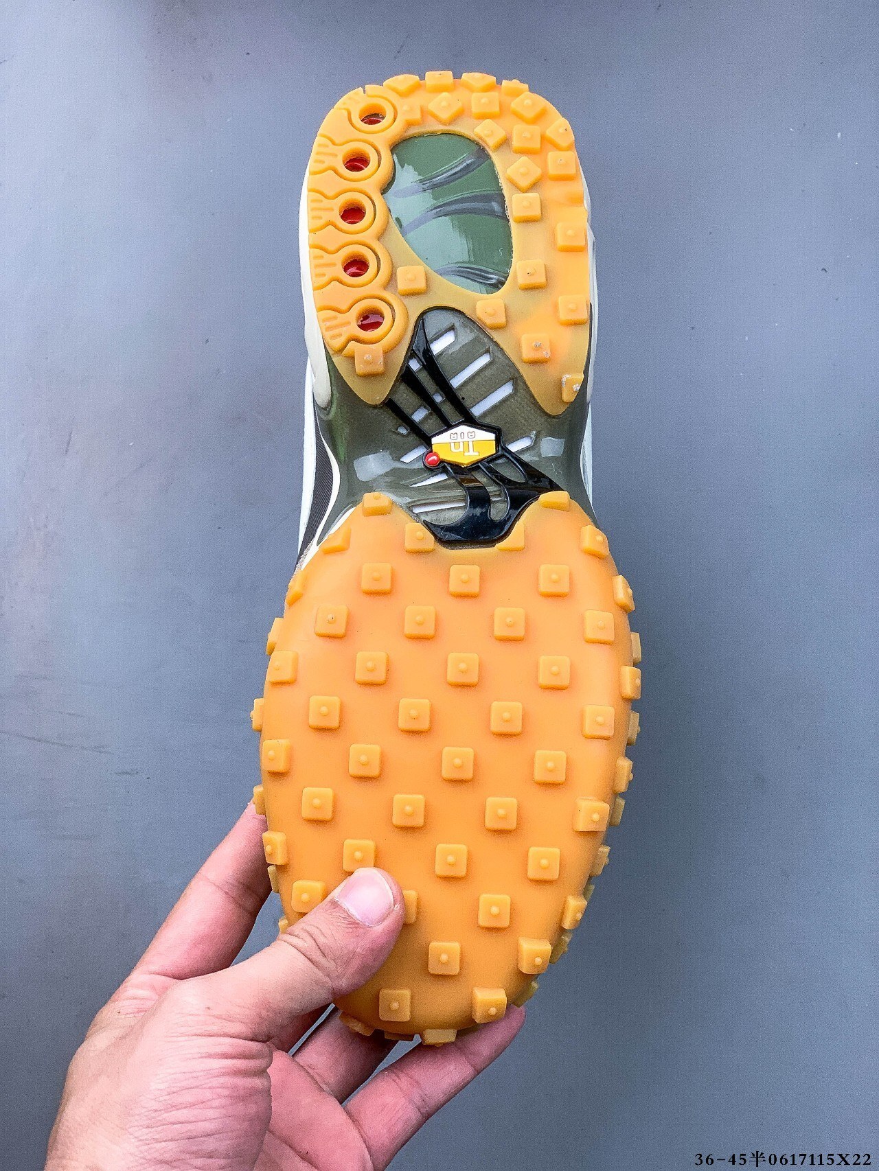 49$ Top Quality Nike Air Max Waffle SP size 36-45 half 721280 QT328 gallery