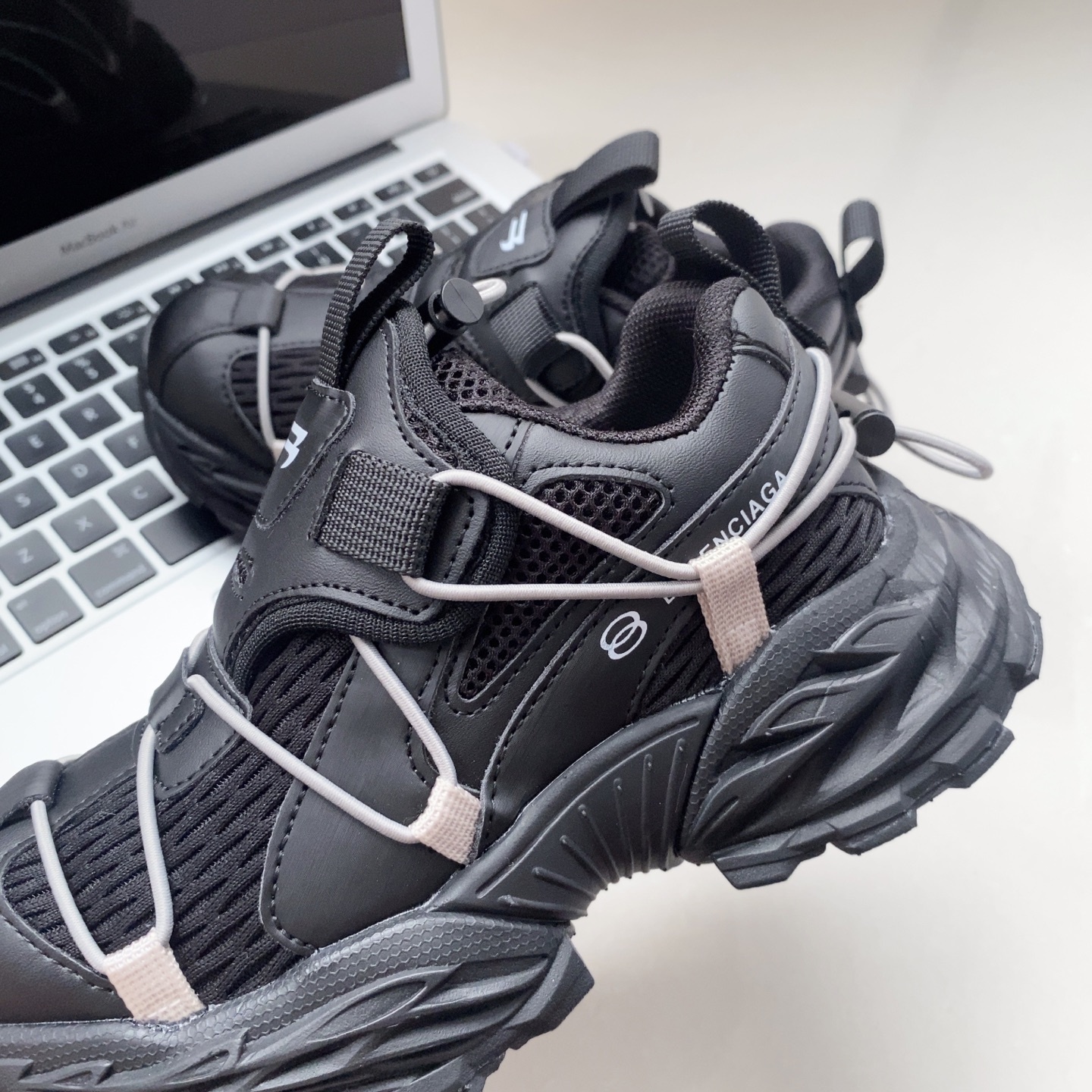 49$ dh BALENCIAGA for kids size 26-37 42578034494 DM323 gallery