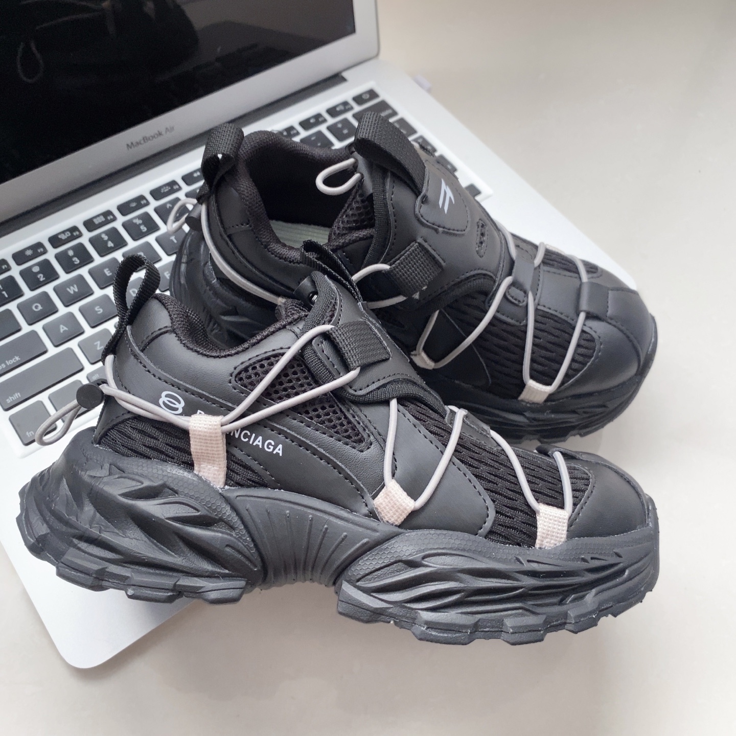 49$ dh BALENCIAGA for kids size 26-37 42578034494 DM323 gallery