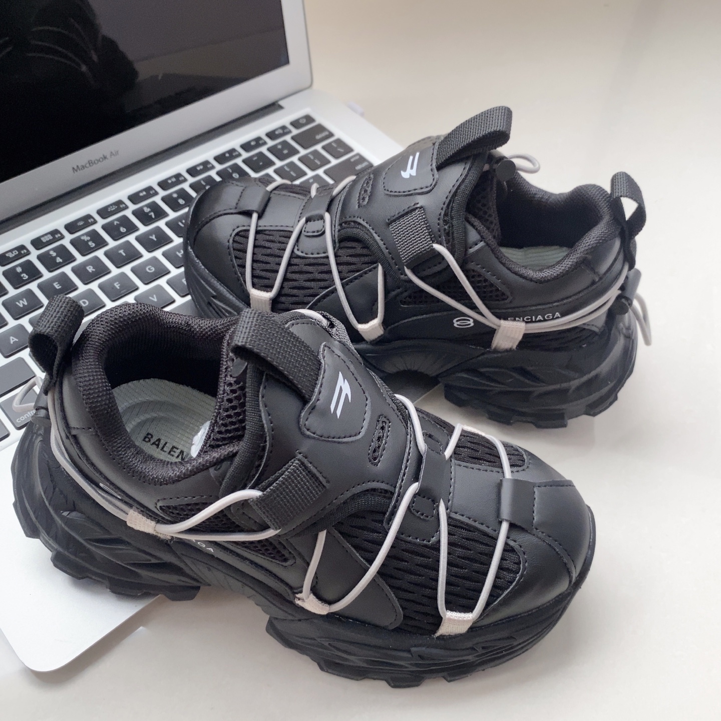 49$ dh BALENCIAGA for kids size 26-37 42578034494 DM323 gallery