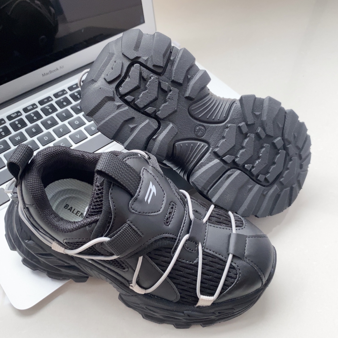 49$ dh BALENCIAGA for kids size 26-37 42578034494 DM323 gallery