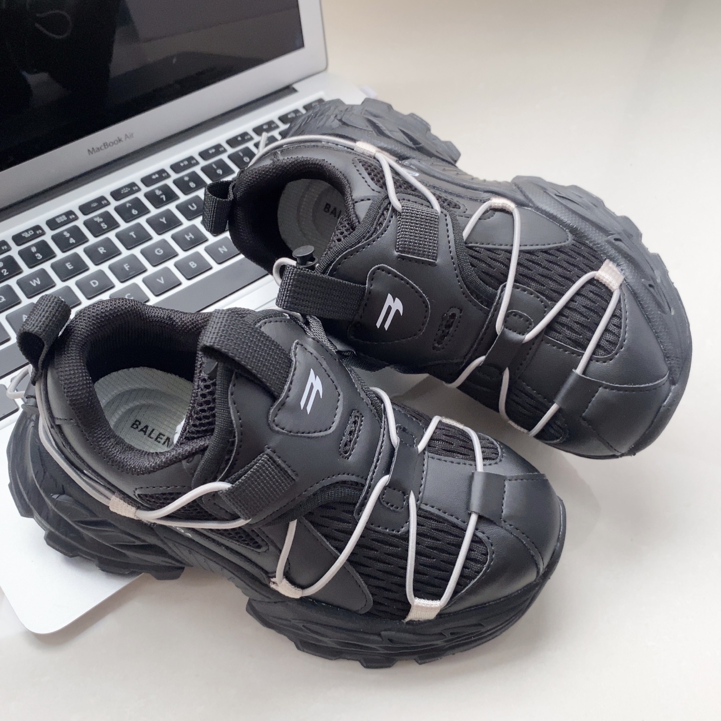 49$ dh BALENCIAGA for kids size 26-37 42578034494 DM323 gallery