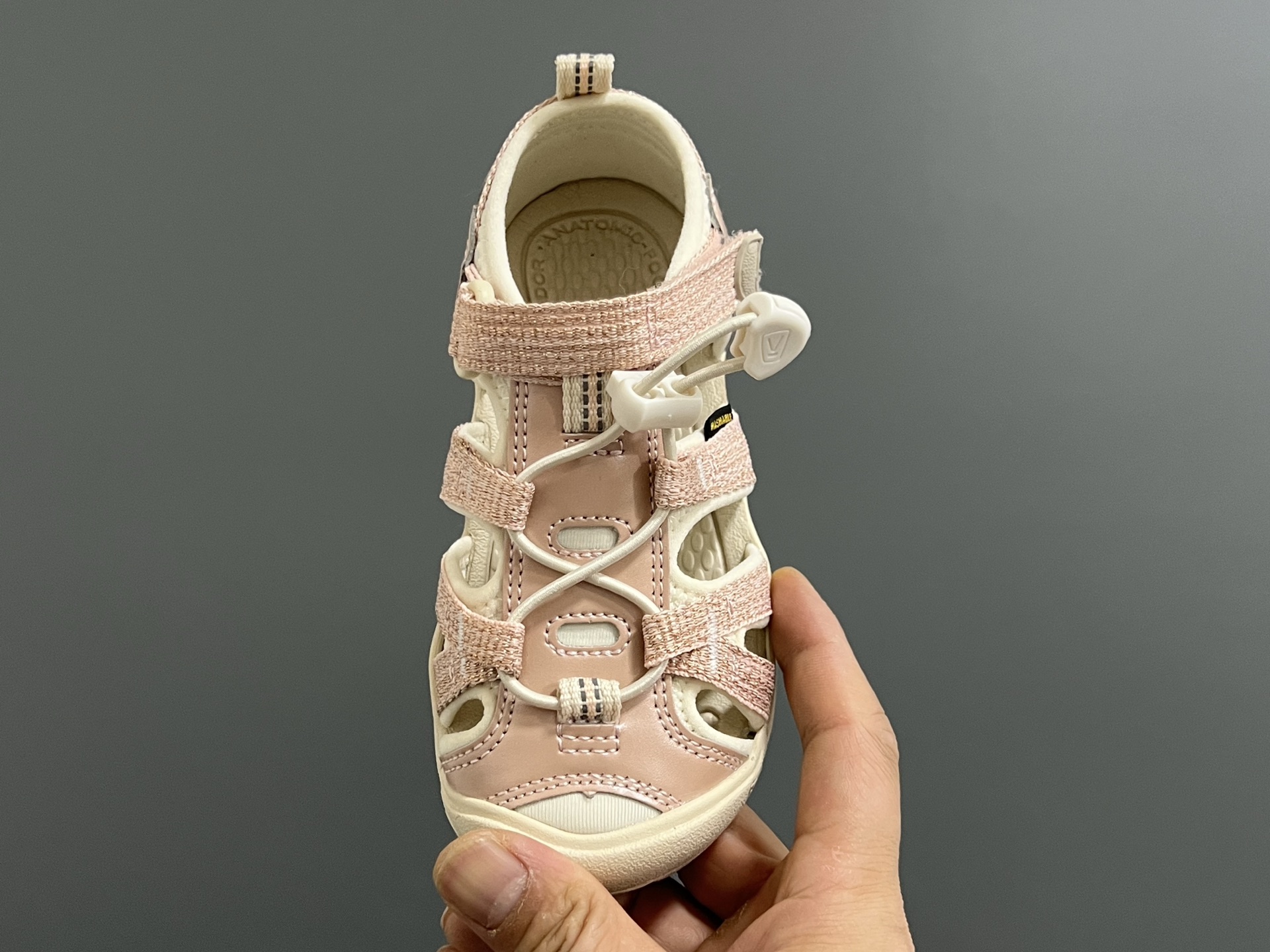 50$ KEEN for kids size 24-37 031020 CDT86 gallery
