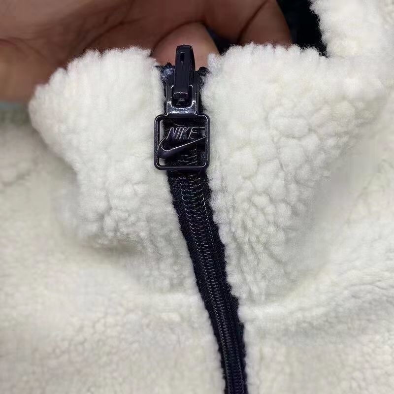 50$ Nike Jacket Size S-3XL 323260 SY477 gallery