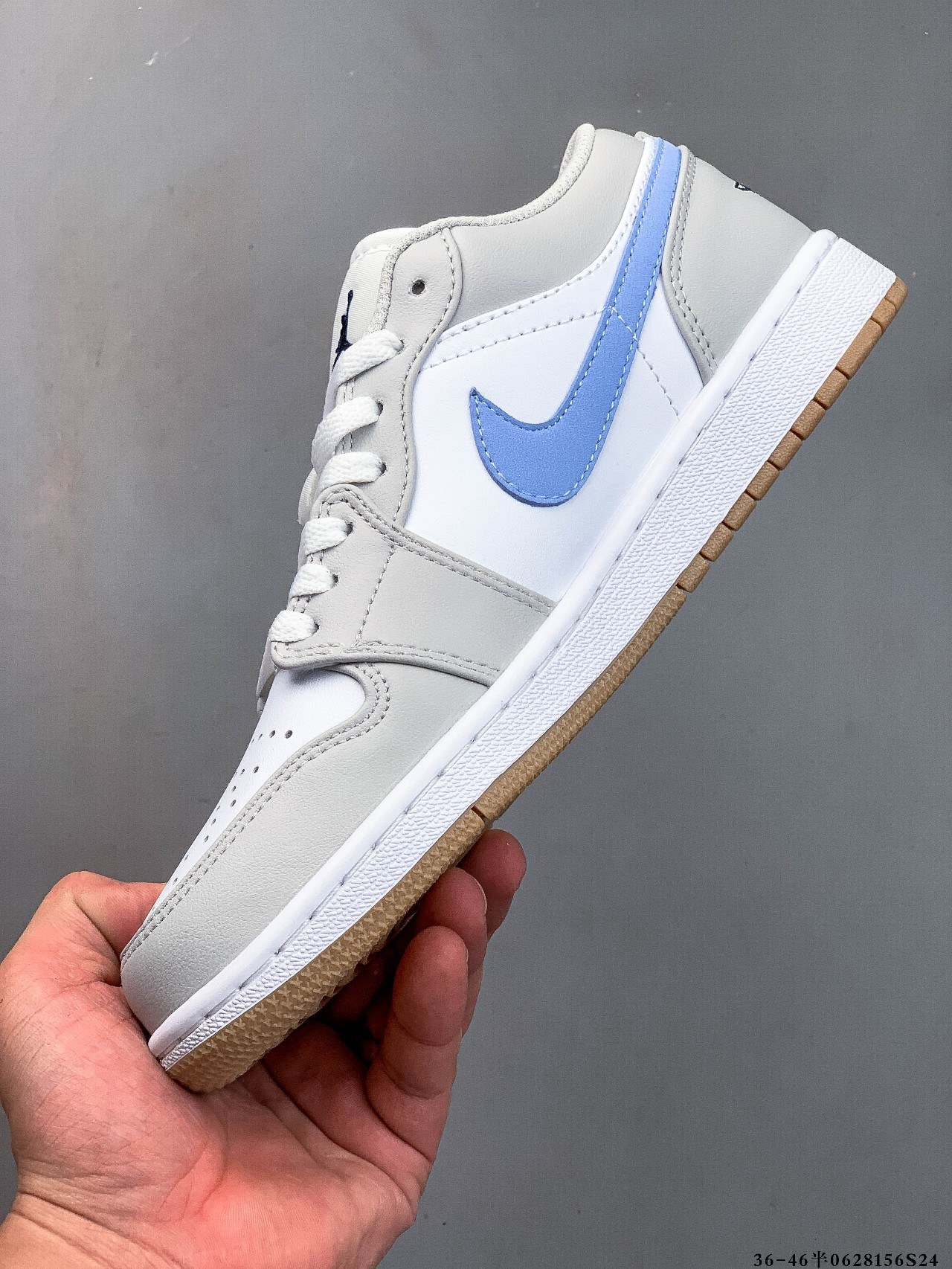 50$ Top Quality NIKE AIR JORDAN LOW 1 size 36-45 half 225400 QT194 gallery