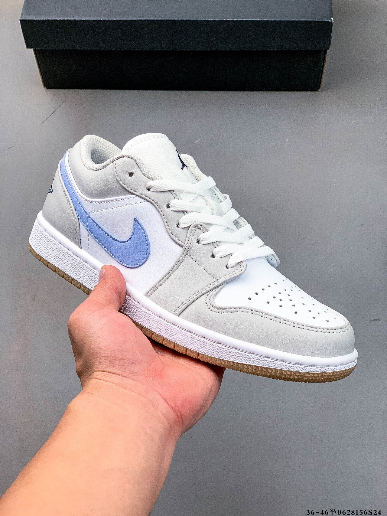 50$ Top Quality NIKE AIR JORDAN LOW 1 size 36-45 half 225400 QT194 gallery