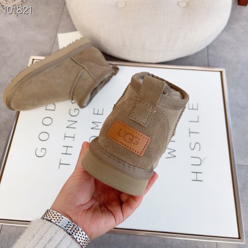 50$ UGG size 36-45 821400 SG328 gallery