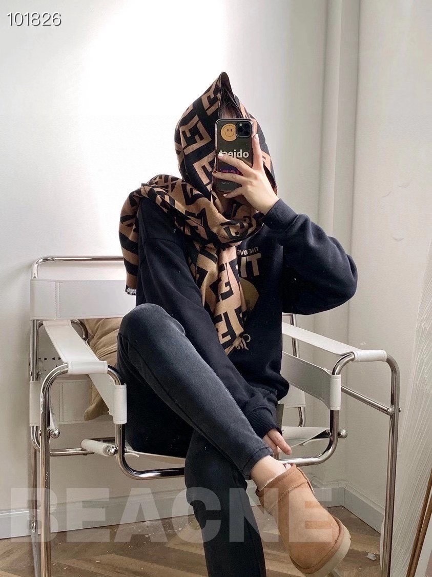 50$ UGG size 36-45 821400 SG328 gallery