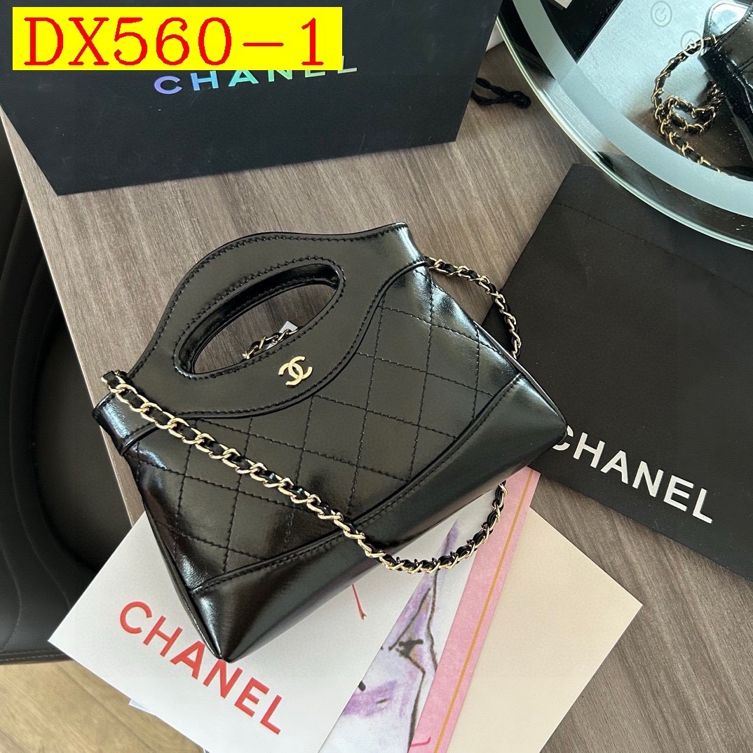 50$ dh CHANEL Shoulder bag size 20 cm 62395035407 DX560 gallery