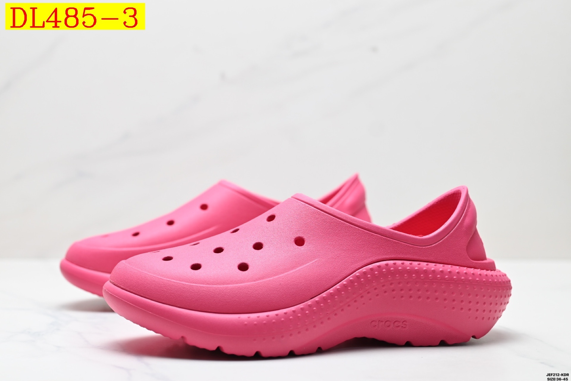 50$ dh Top Quality Crocs Classic Sneakers size 36-45 42175035503 DL485 gallery