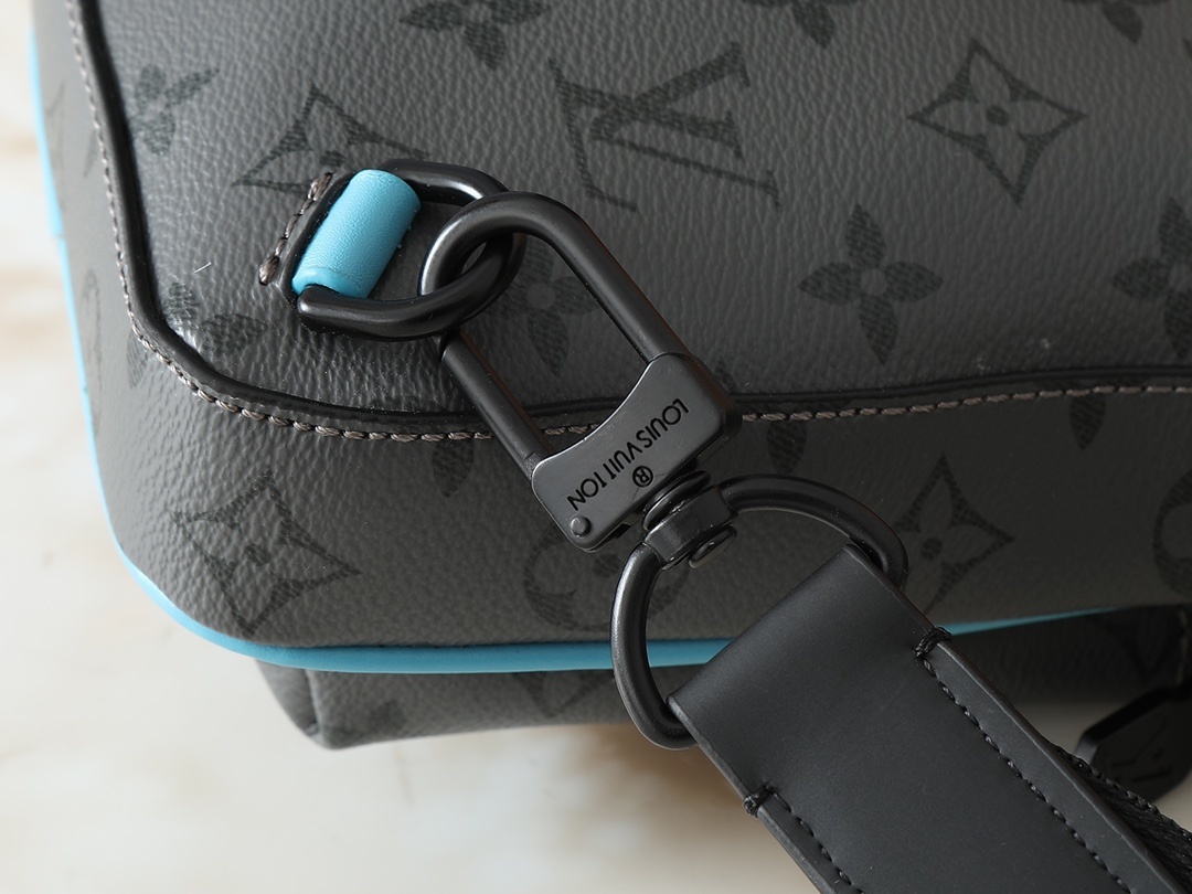 50$ new_dh LV M11703 M47137 Shoulder bag size 16x33x5 cm 63201034278 BR884 gallery