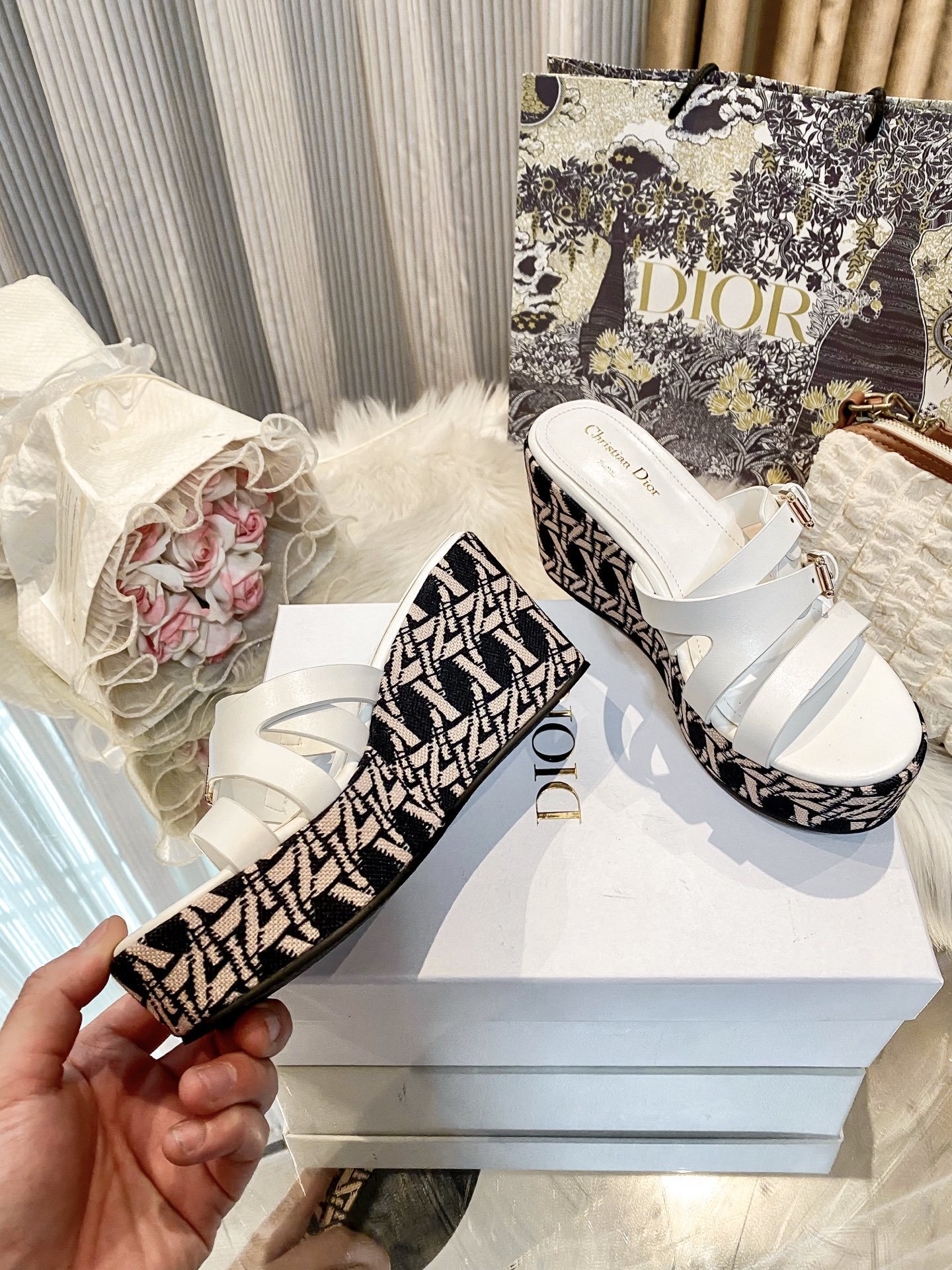 51$ Dior size 34-41 925310 MJK12 gallery