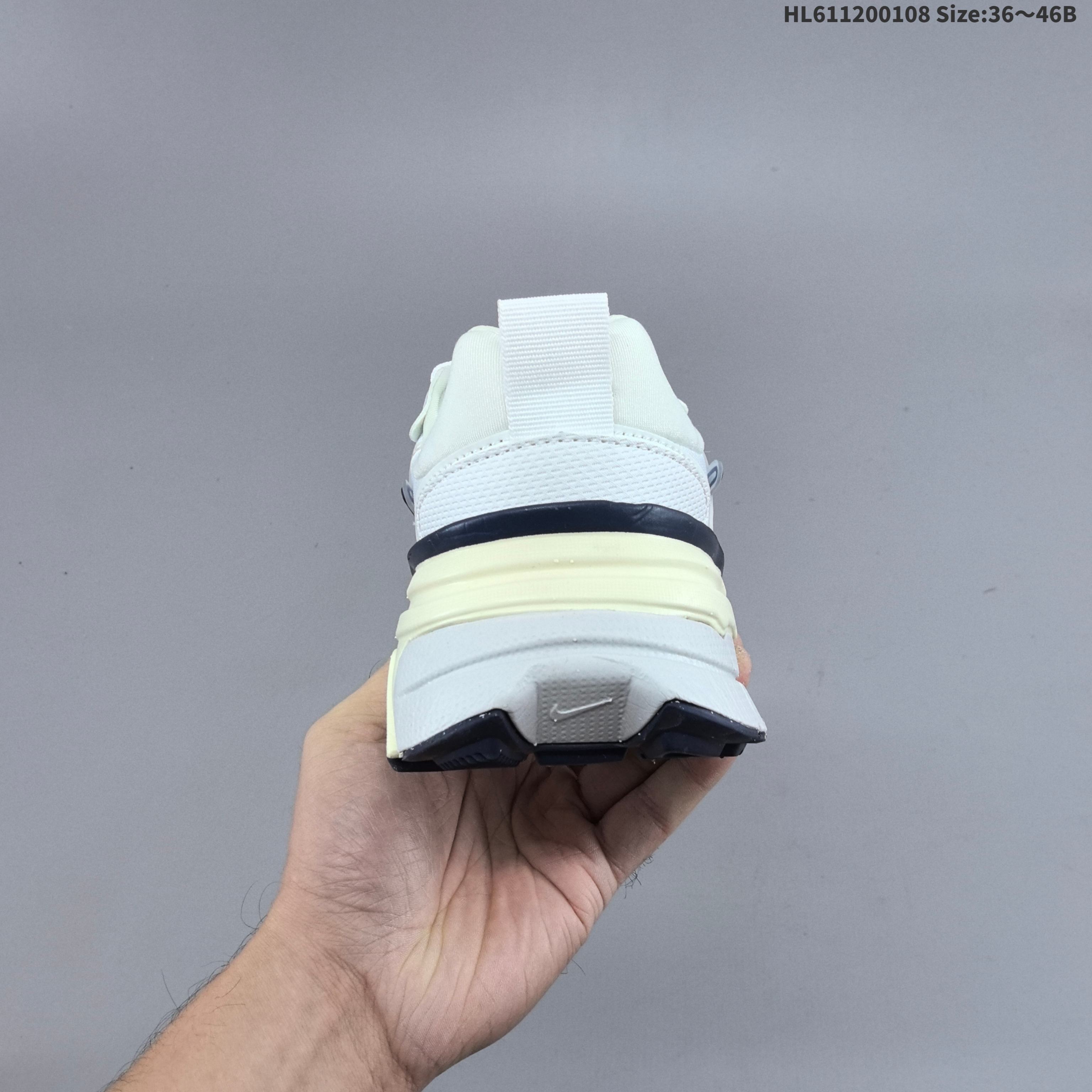 51$ Nike V2K Runtekk Size 36-45 126480 PM129 gallery