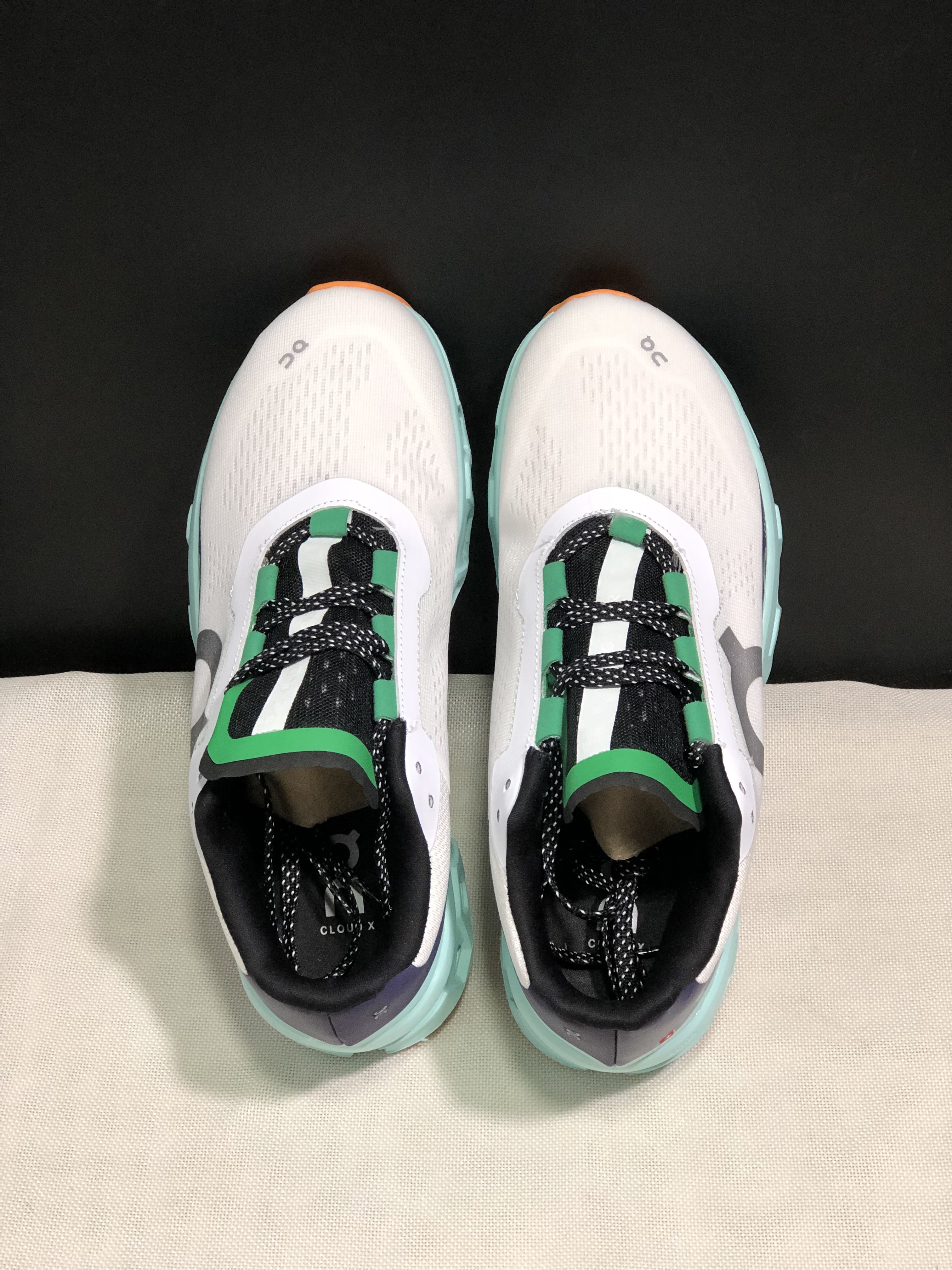 51$ dh On Cloudmonster size 36-45 CD11 gallery