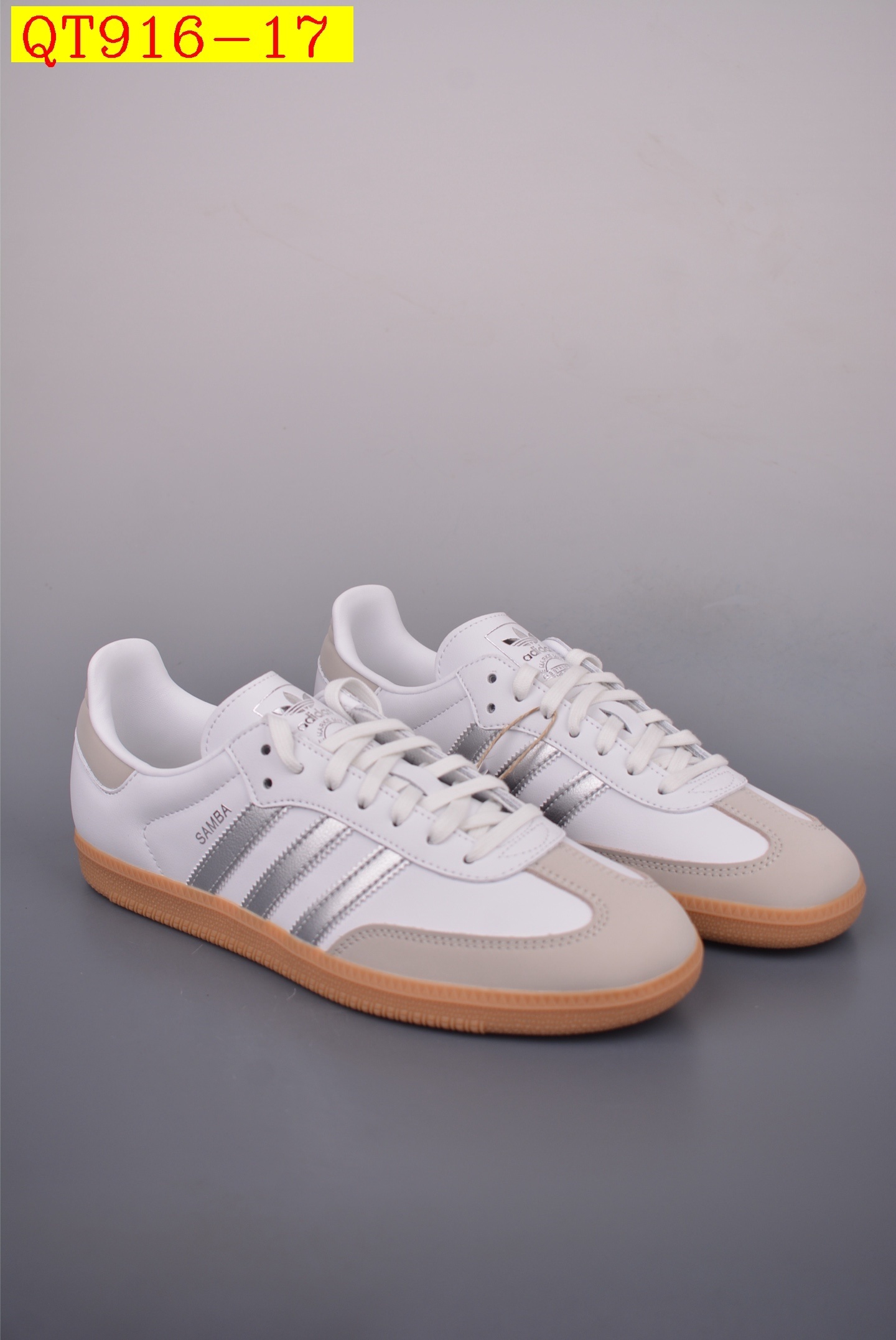 52$ Adidas Originals Samba OG Size 36-45 half 621870 QT916 gallery