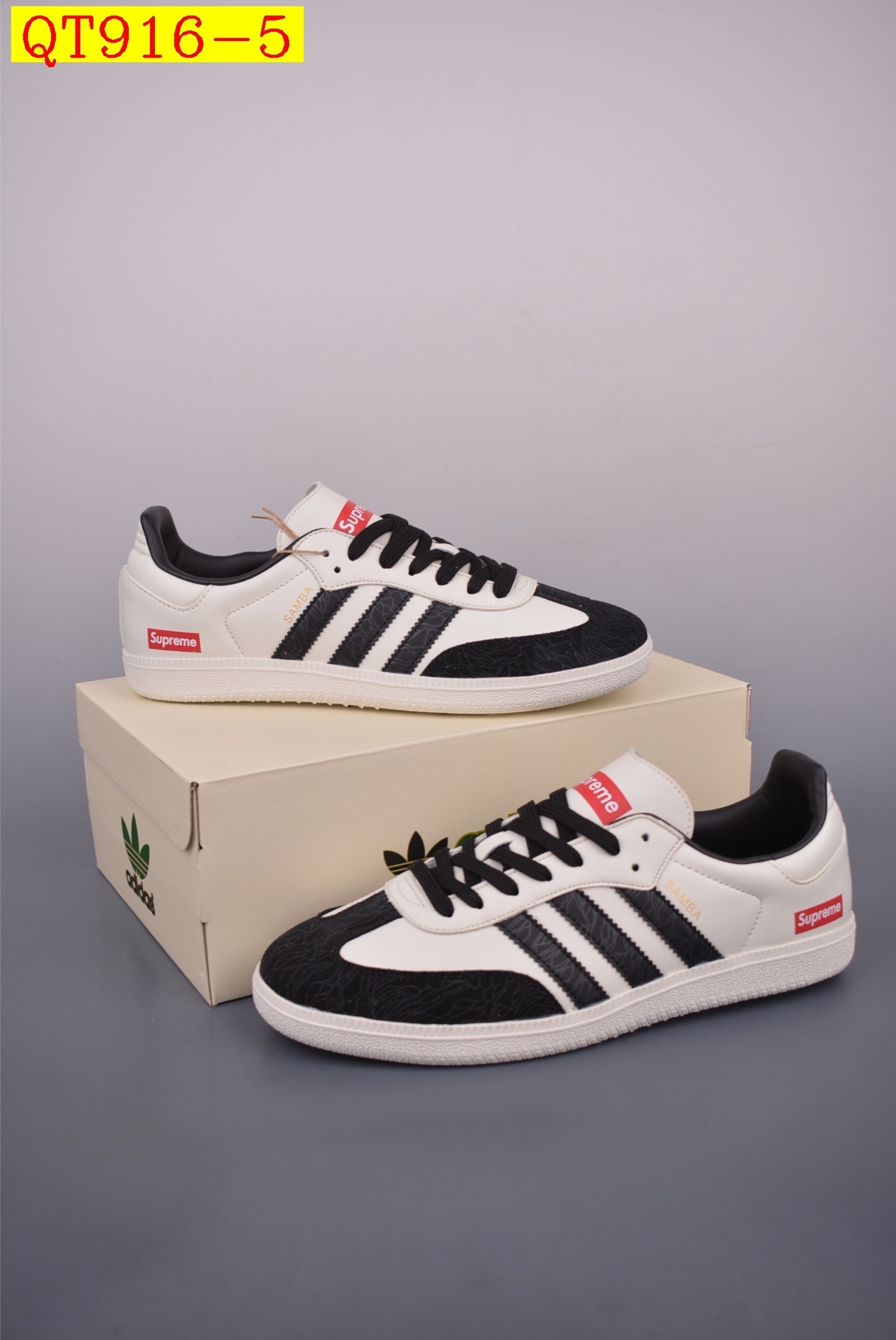 52$ Adidas Originals Samba OG Size 36-45 half 621870 QT916 gallery