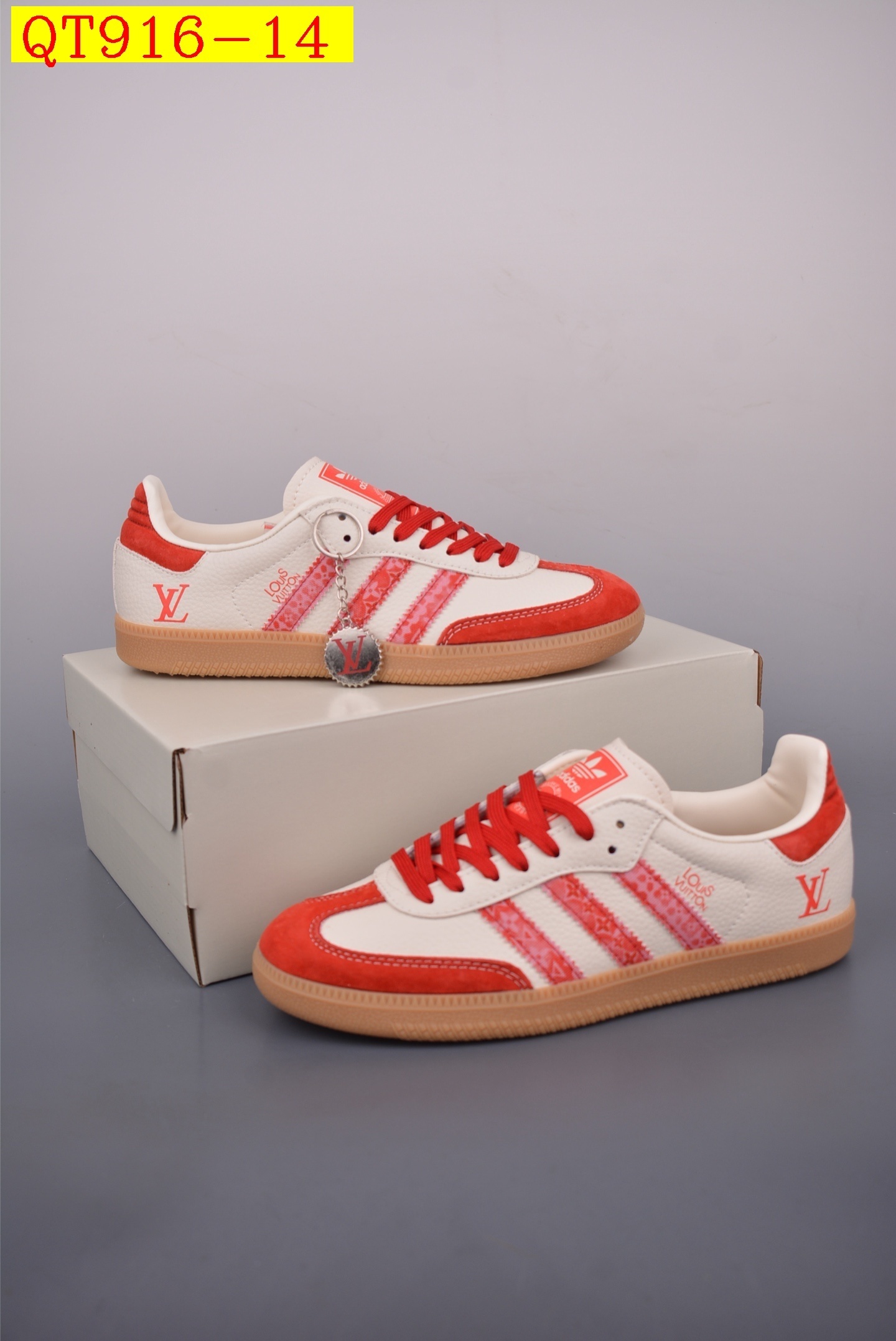 52$ Adidas Originals Samba OG Size 36-45 half 621870 QT916 gallery