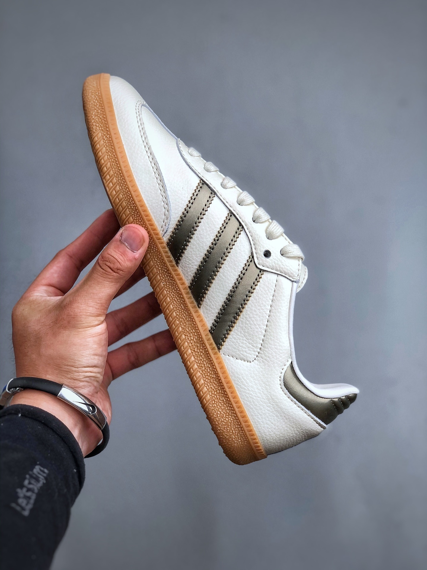 52$ Adidas Originals Samba OG Size 36-45 half 621870 QT916 gallery