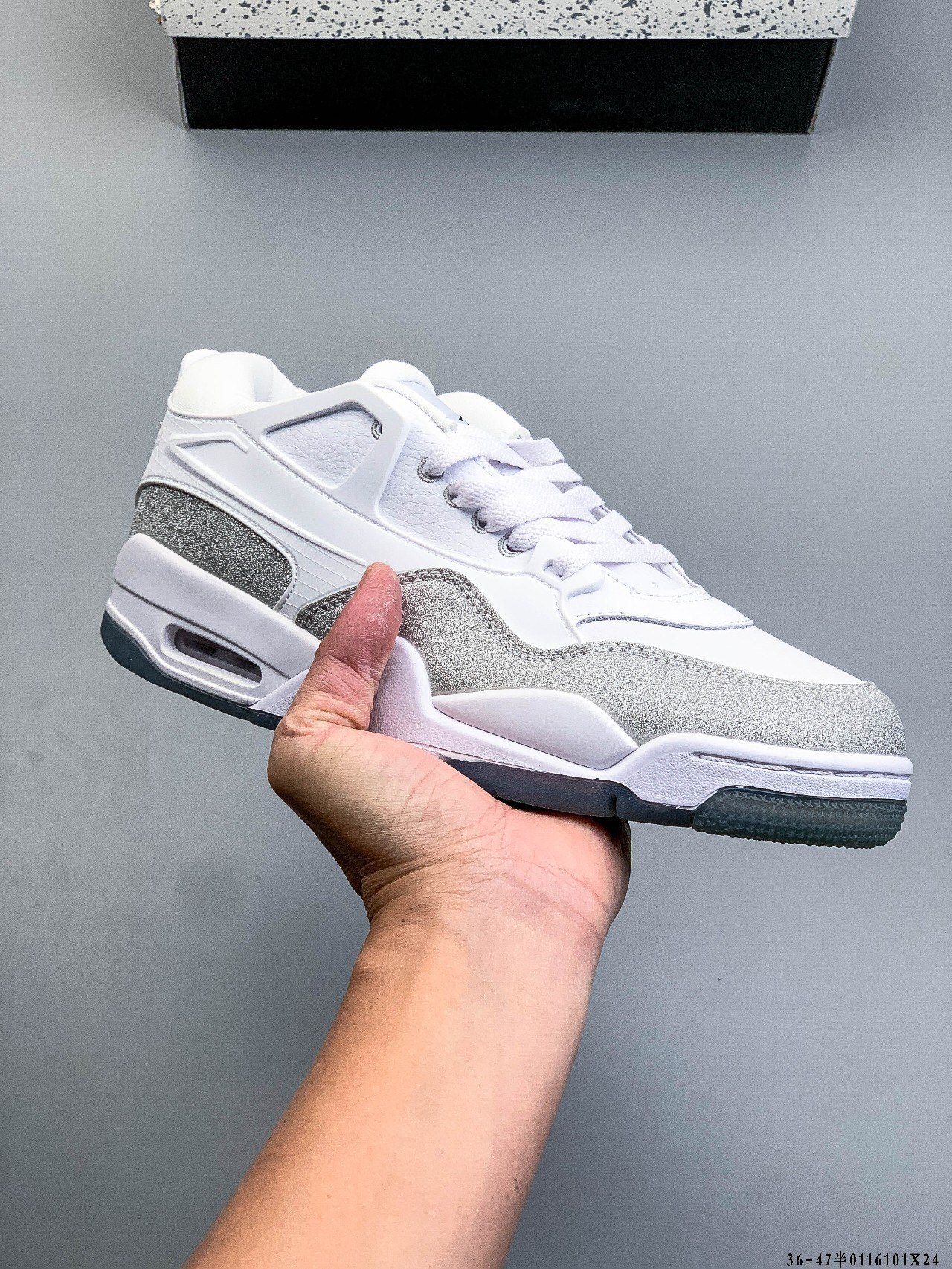 52$ Air Jordan AJ4 RM size 36-47 half 622470 QE172 gallery