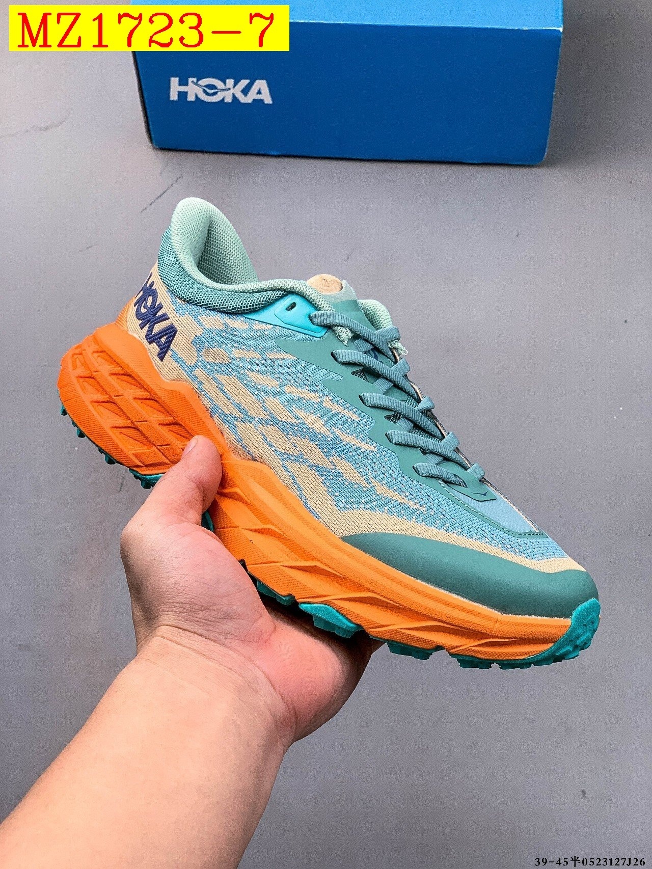 52$ HOKA ONE ONE Speedgoat 5 size 39-45 528690 MZ1723 gallery