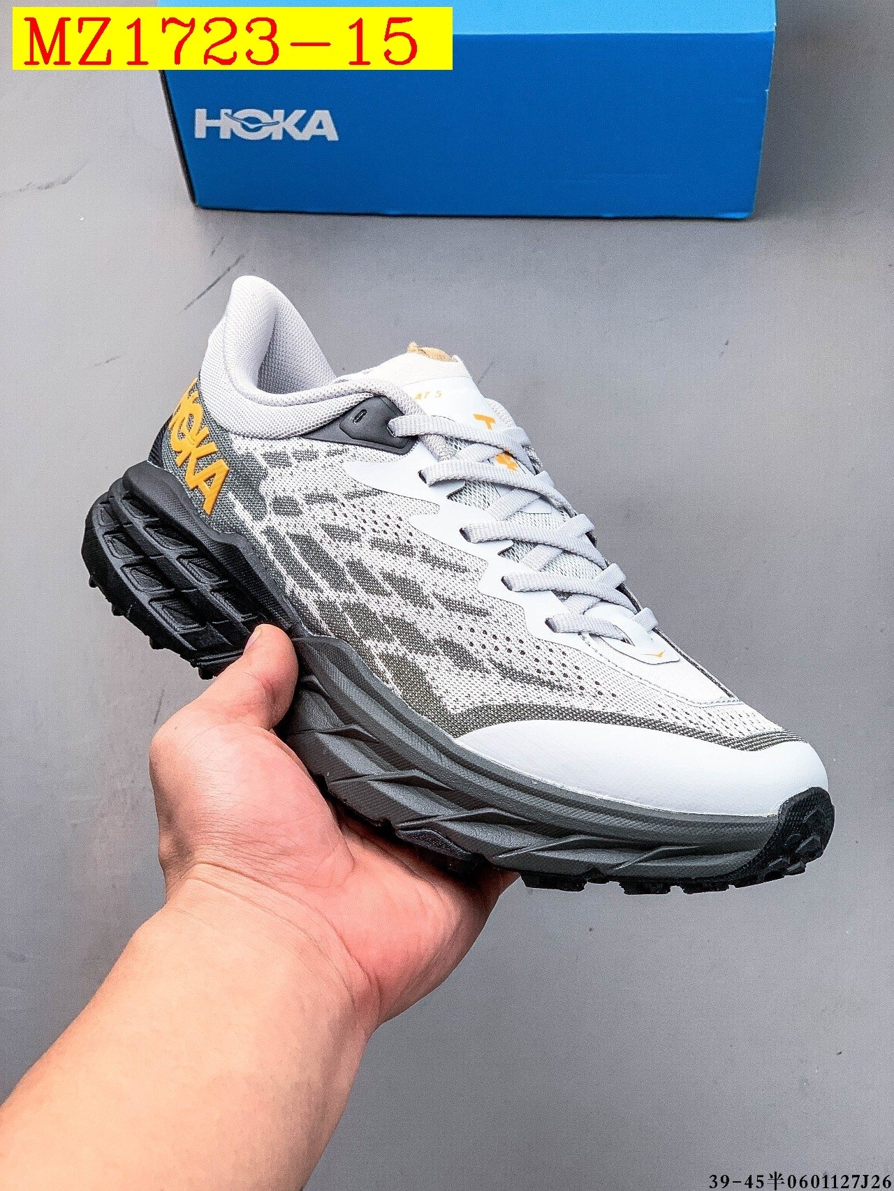 52$ HOKA ONE ONE Speedgoat 5 size 39-45 528690 MZ1723 gallery