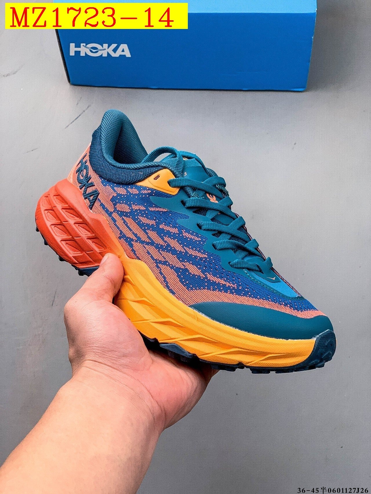 52$ HOKA ONE ONE Speedgoat 5 size 39-45 528690 MZ1723 gallery