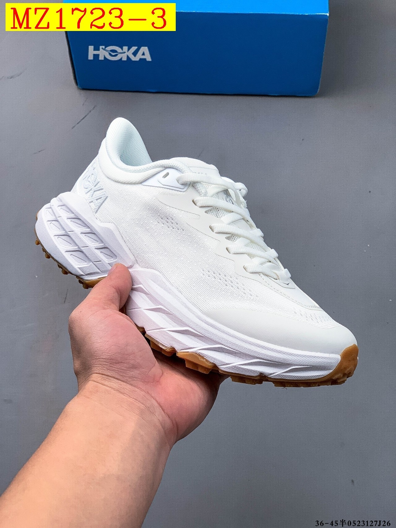 52$ HOKA ONE ONE Speedgoat 5 size 39-45 528690 MZ1723 gallery