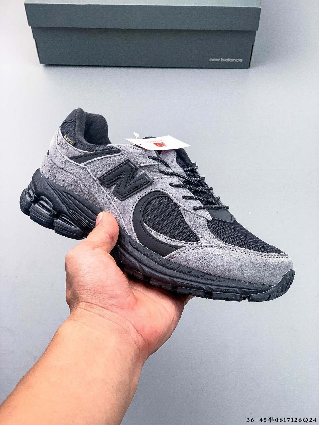 52$ NEW BALANCE NB2002 822480 QE48 gallery