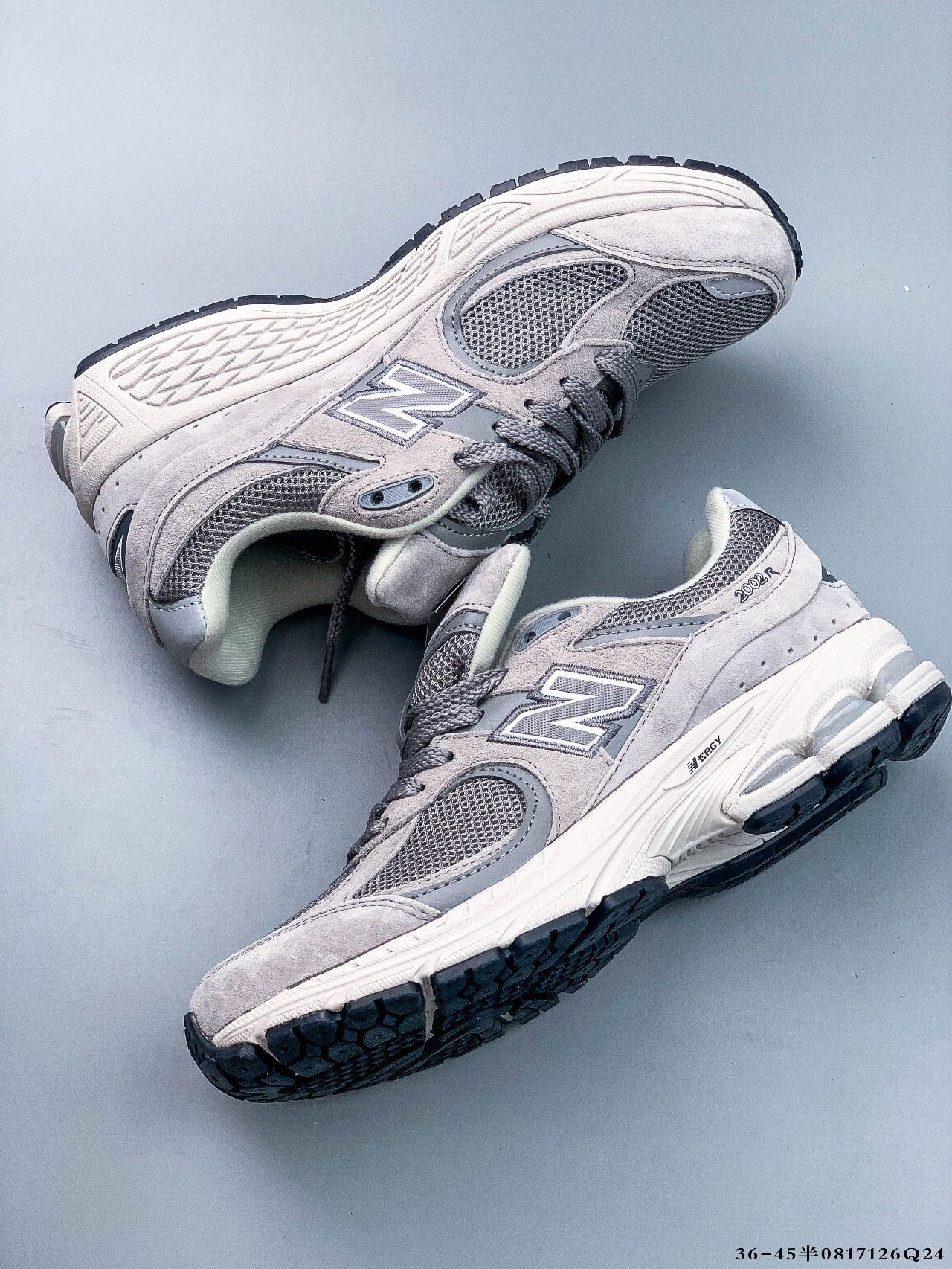 52$ NEW BALANCE NB2002 822480 QE48 gallery