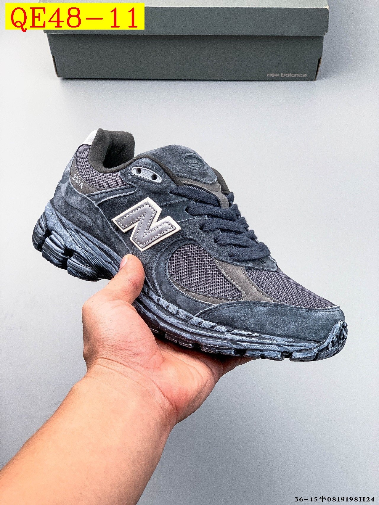 52$ NEW BALANCE NB2002 822480 QE48 gallery