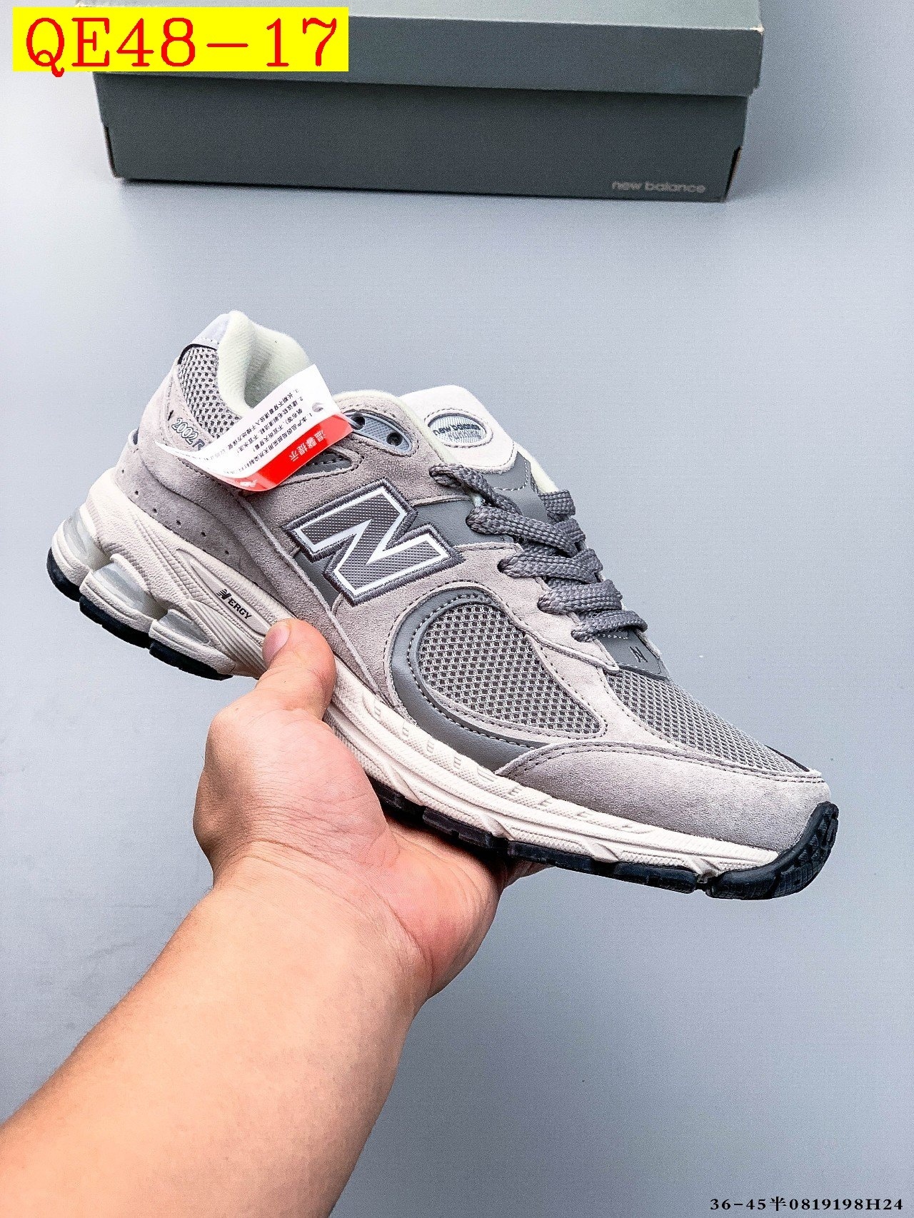 52$ NEW BALANCE NB2002 822480 QE48 gallery