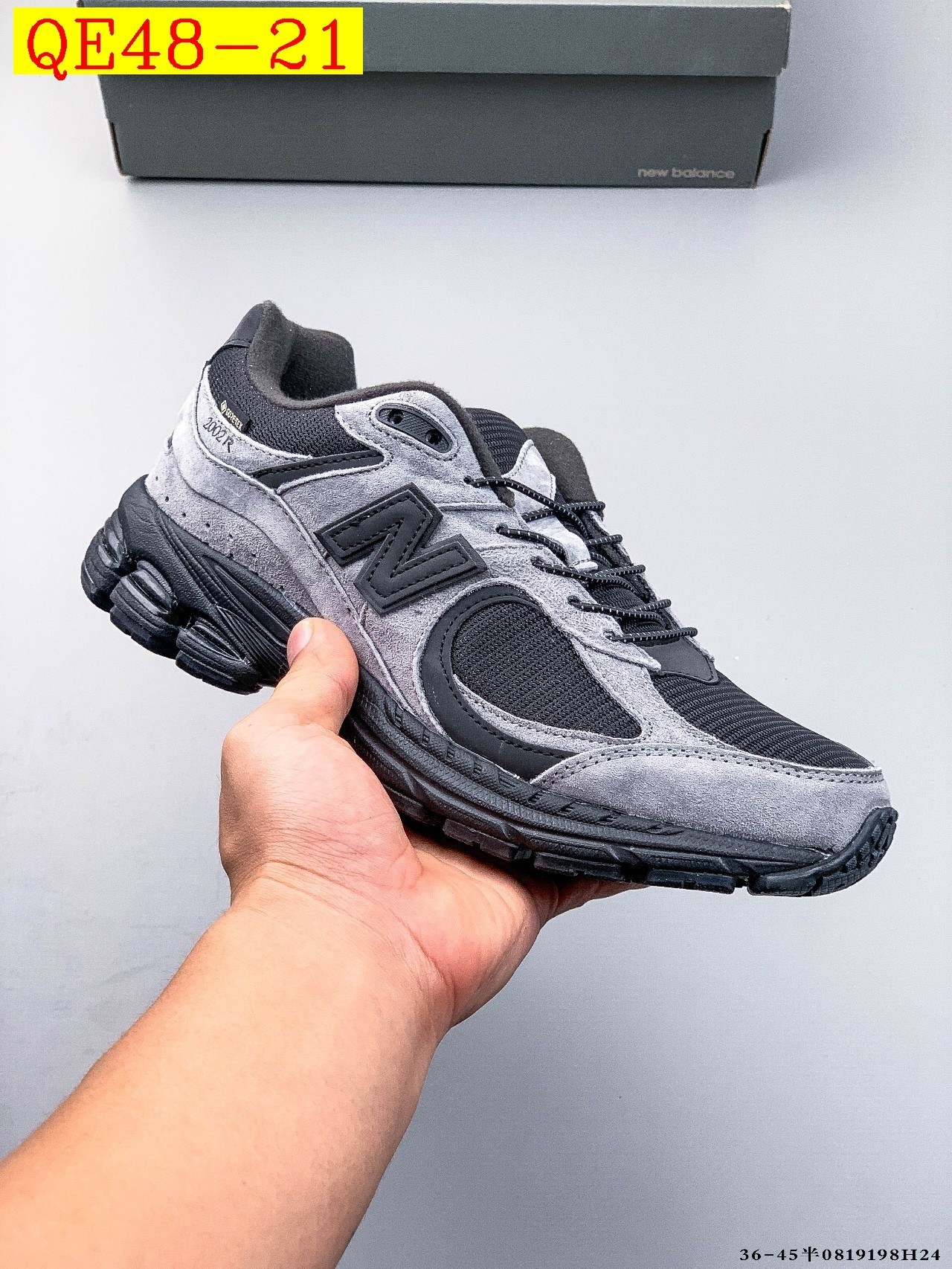 52$ NEW BALANCE NB2002 822480 QE48 gallery