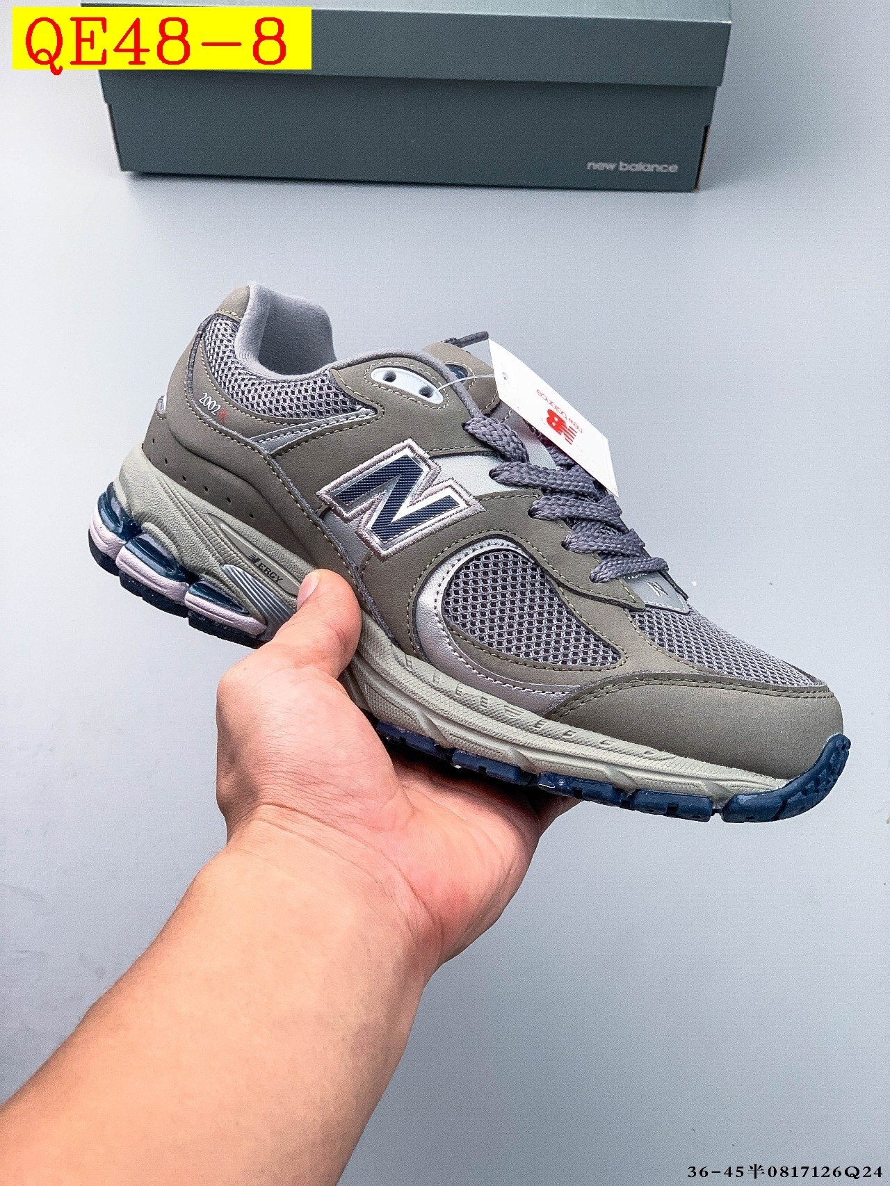 52$ NEW BALANCE NB2002 822480 QE48 gallery