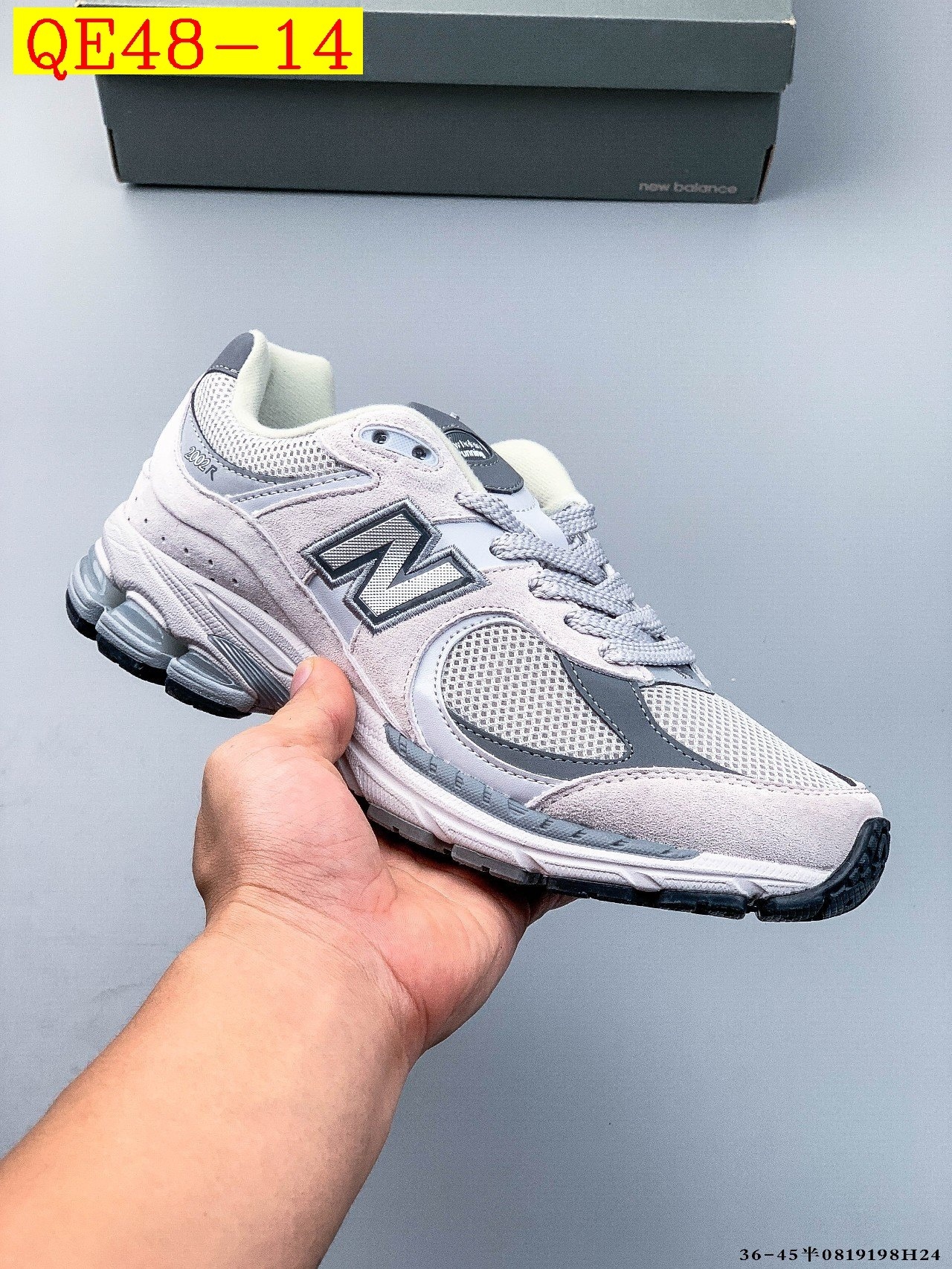 52$ NEW BALANCE NB2002 822480 QE48 gallery