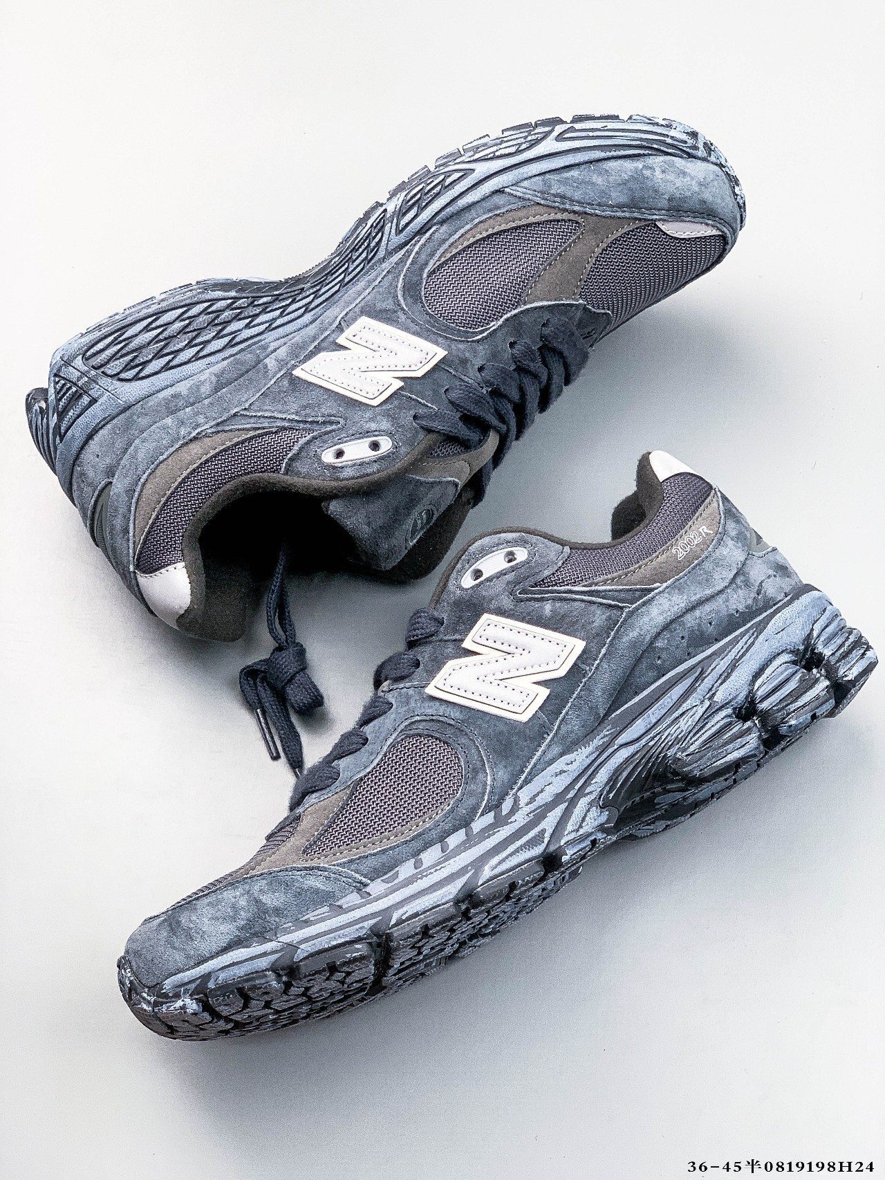 52$ NEW BALANCE NB2002 822480 QE48 gallery