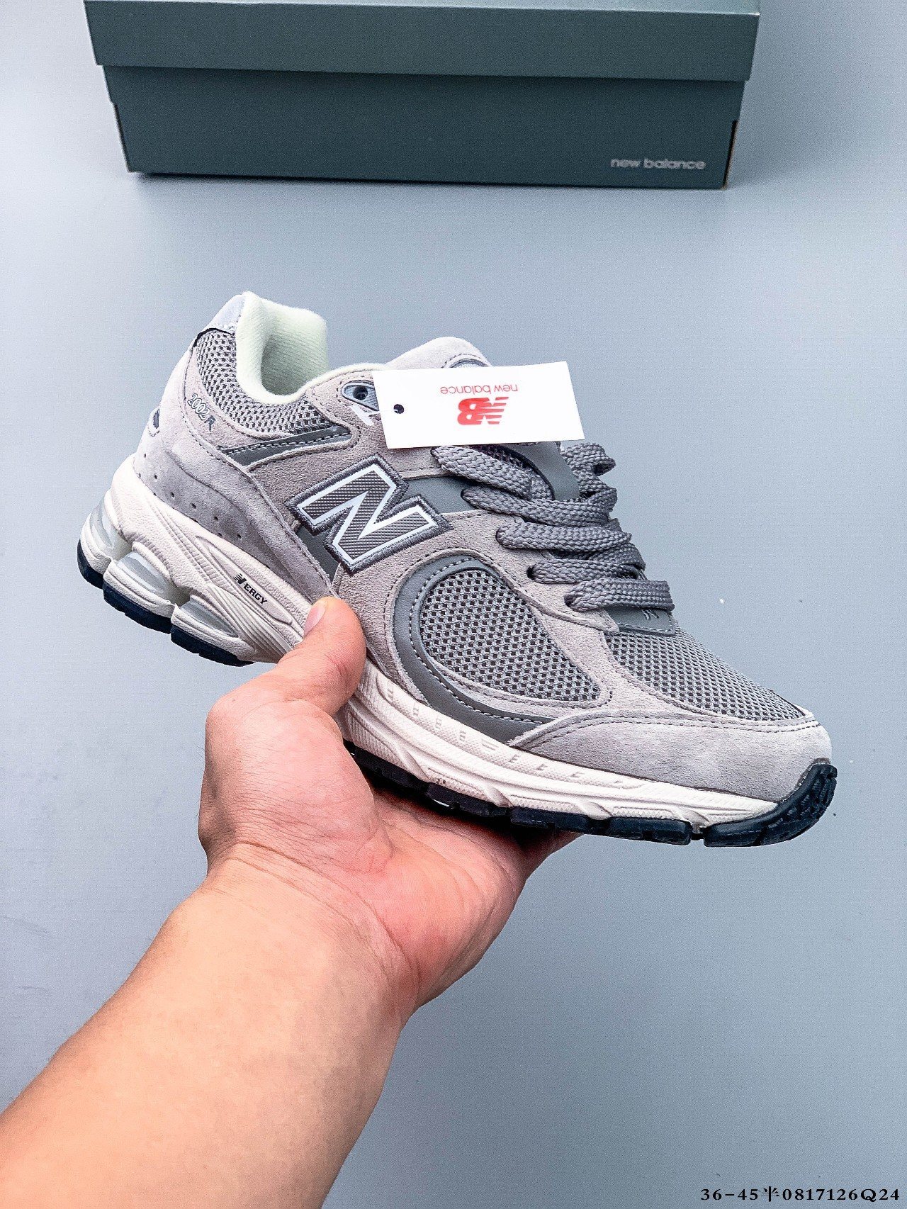 52$ NEW BALANCE NB2002 822480 QE48 gallery