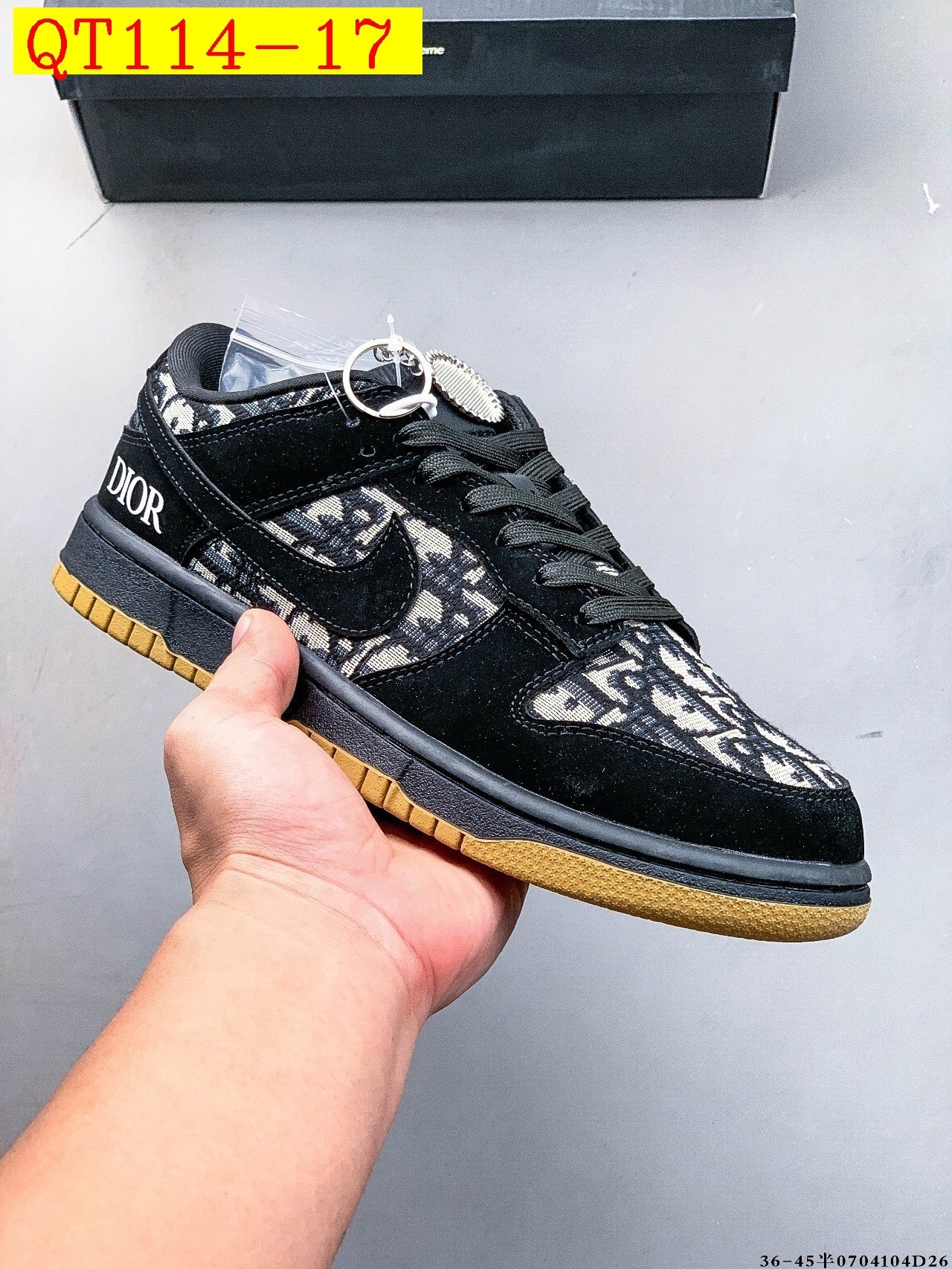 52$ NIKE SB DUNK LOW PRO size 36-45 half 523680 QT114 gallery