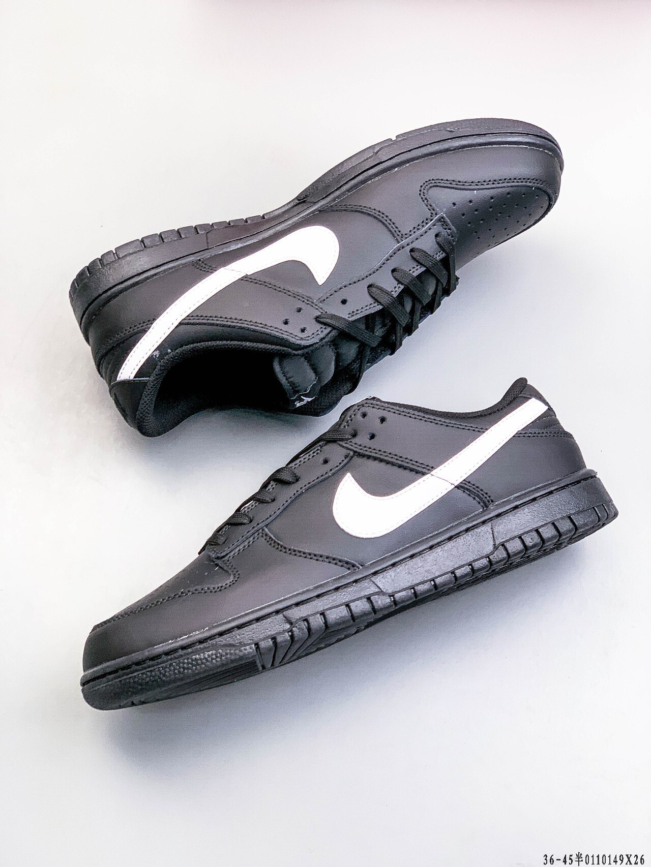 52$ NIKE SB DUNK LOW PRO size 36-46 half 225670 QE254 gallery