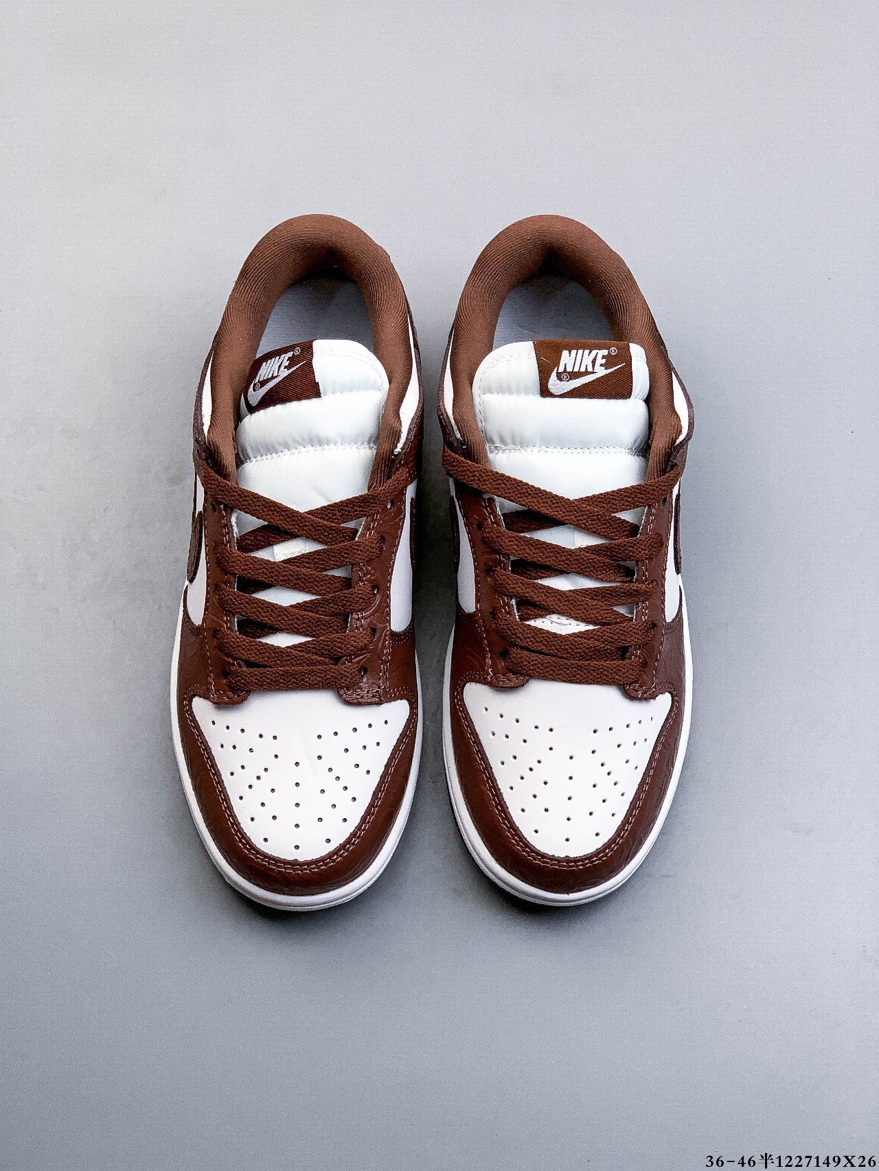52$ NIKE SB DUNK LOW PRO size 36-46 half 225670 QE254 gallery