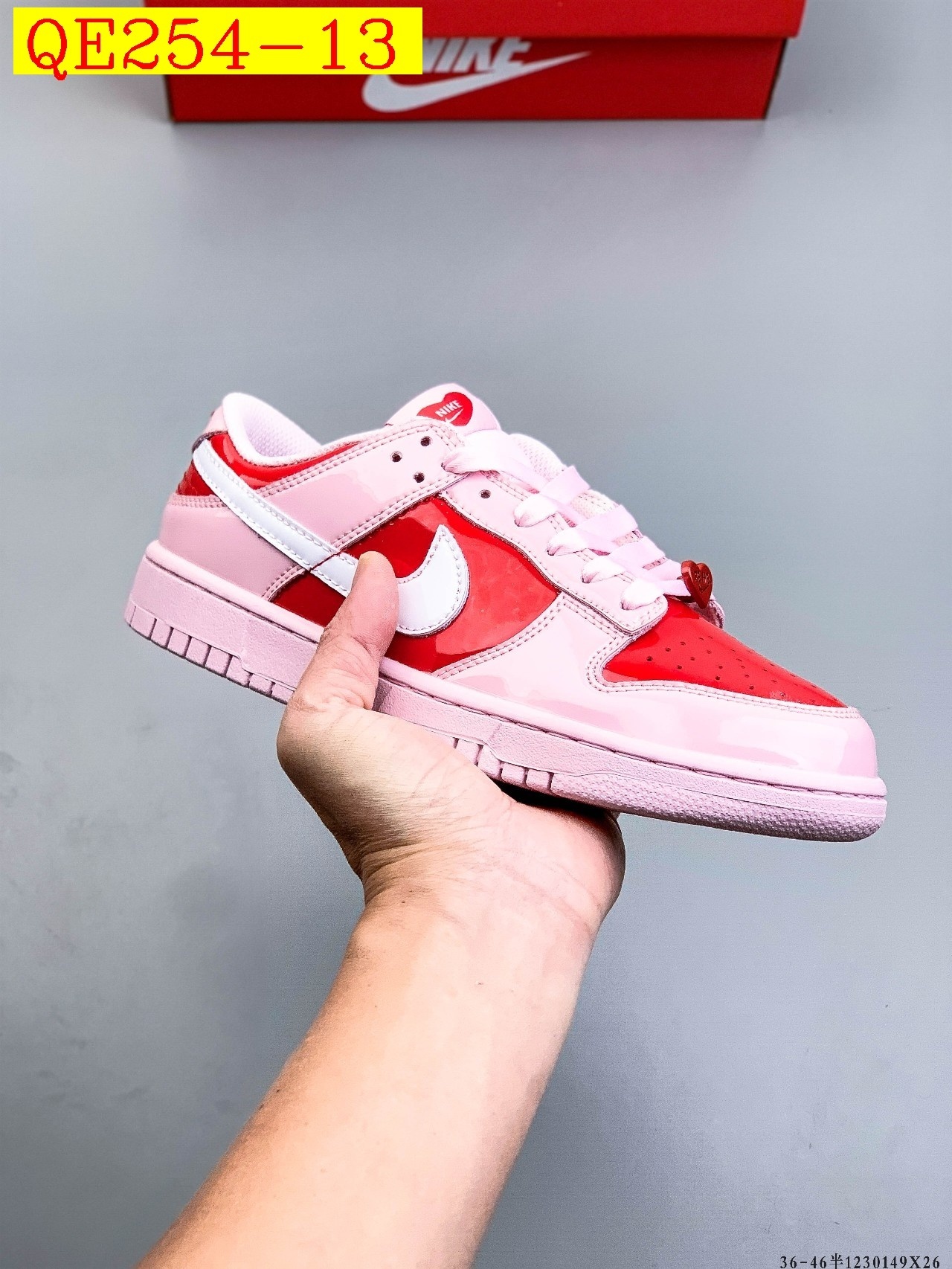 52$ NIKE SB DUNK LOW PRO size 36-46 half 225670 QE254 gallery