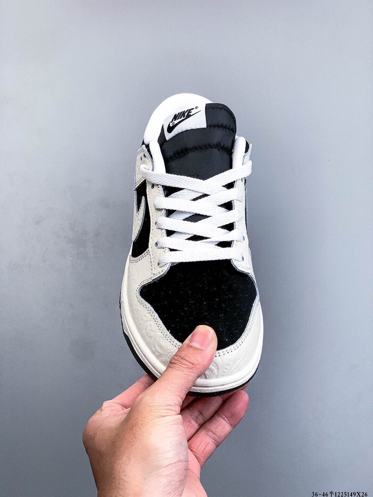 52$ NIKE SB DUNK LOW PRO size 36-46 half 225670 QE254 gallery