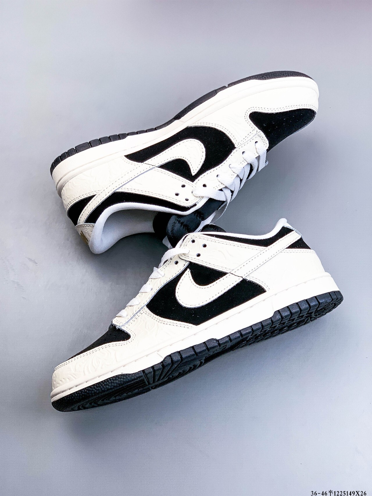 52$ NIKE SB DUNK LOW PRO size 36-46 half 225670 QE254 gallery