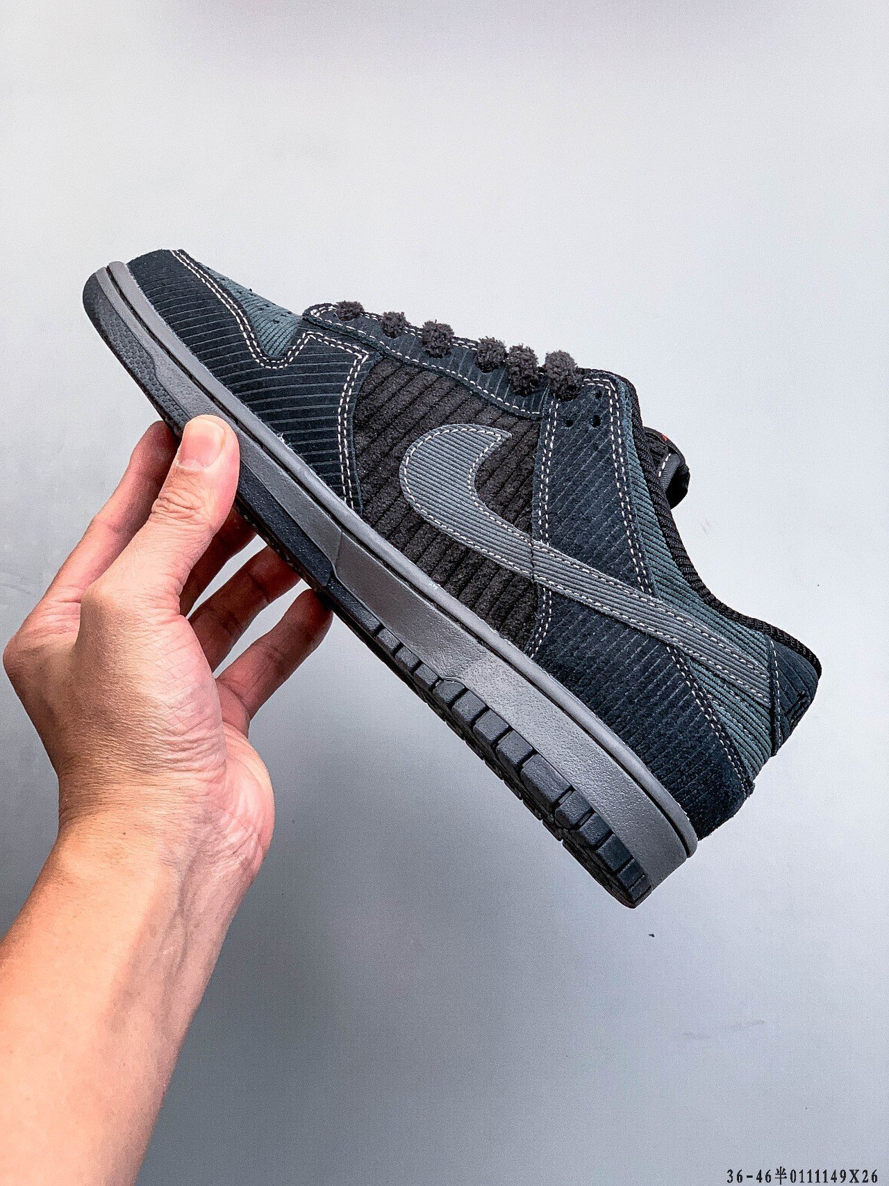 52$ NIKE SB DUNK LOW PRO size 36-46 half 225670 QE254 gallery