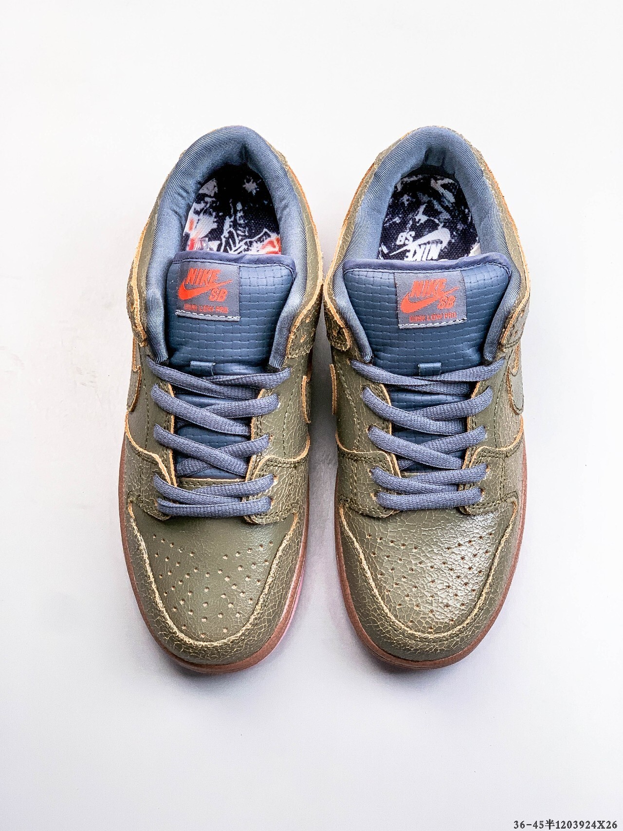 52$ NIKE SB DUNK LOW PRO size 36-46 half 225670 QE254 gallery