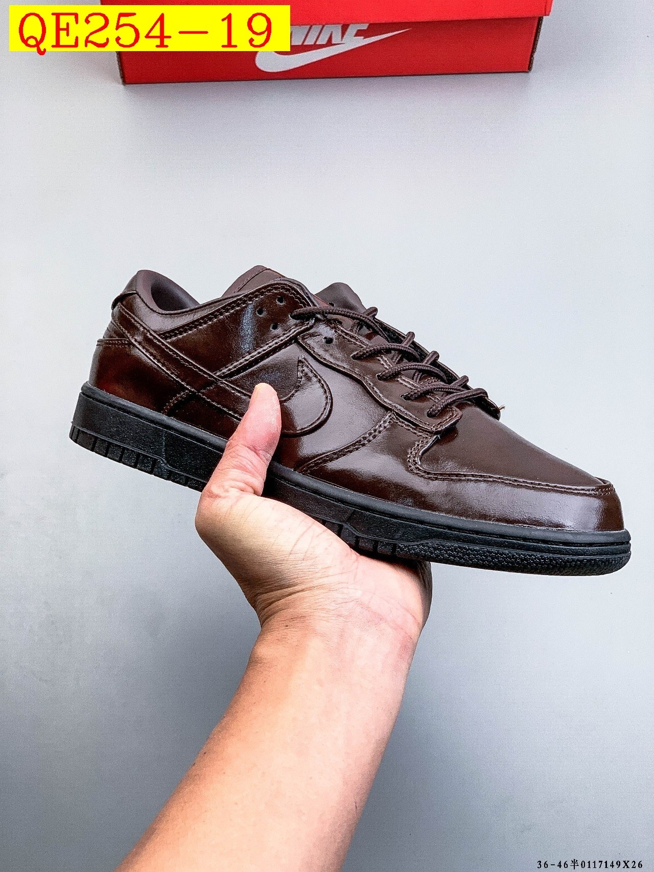 52$ NIKE SB DUNK LOW PRO size 36-46 half 225670 QE254 gallery